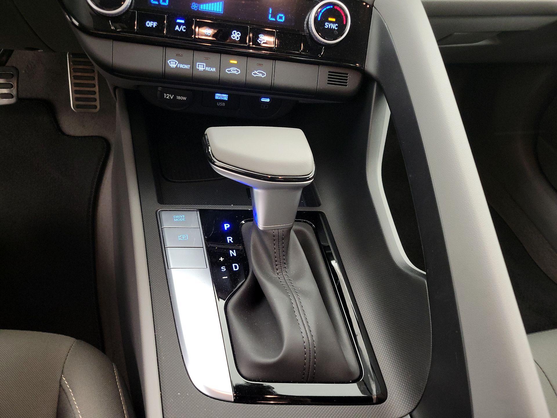 Thumbnail: 2026 Hyundai Elantra - 17