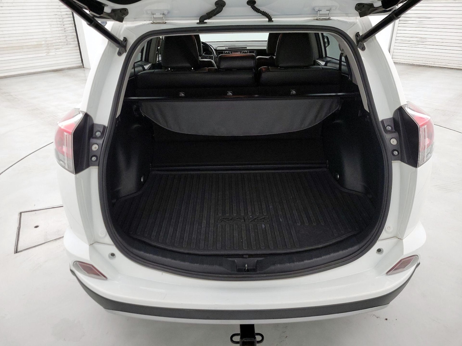 2018 Toyota RAV4 XLE - Photo 21