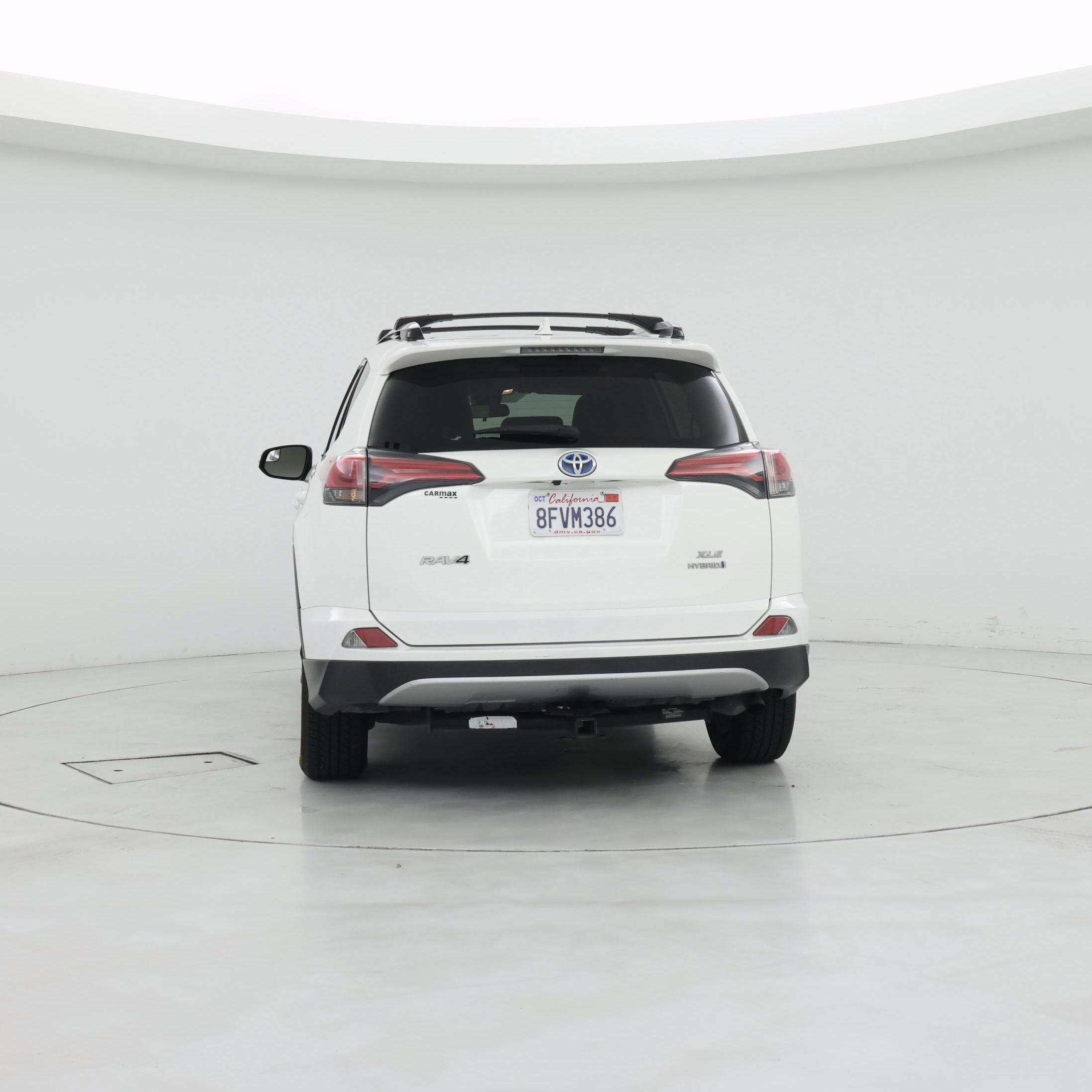 Thumbnail: 2018 Toyota RAV4 - 6