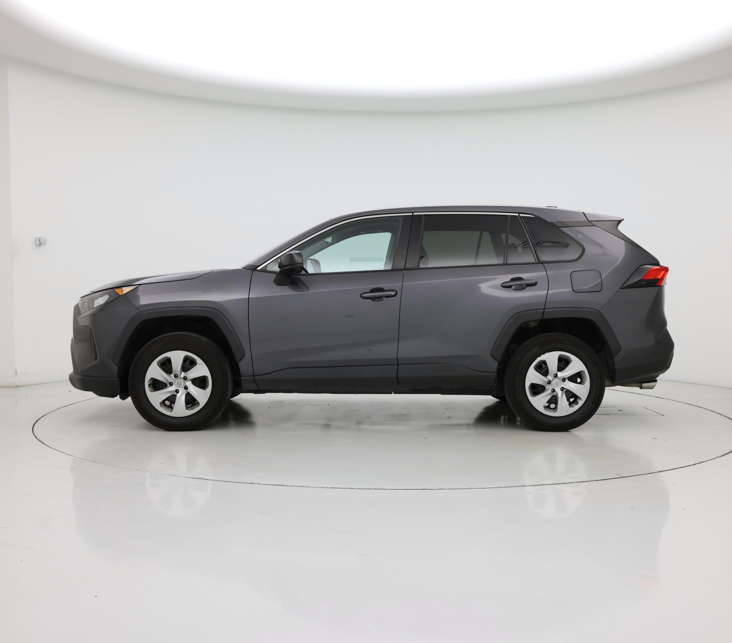 Thumbnail: 2022 Toyota RAV4 - 3