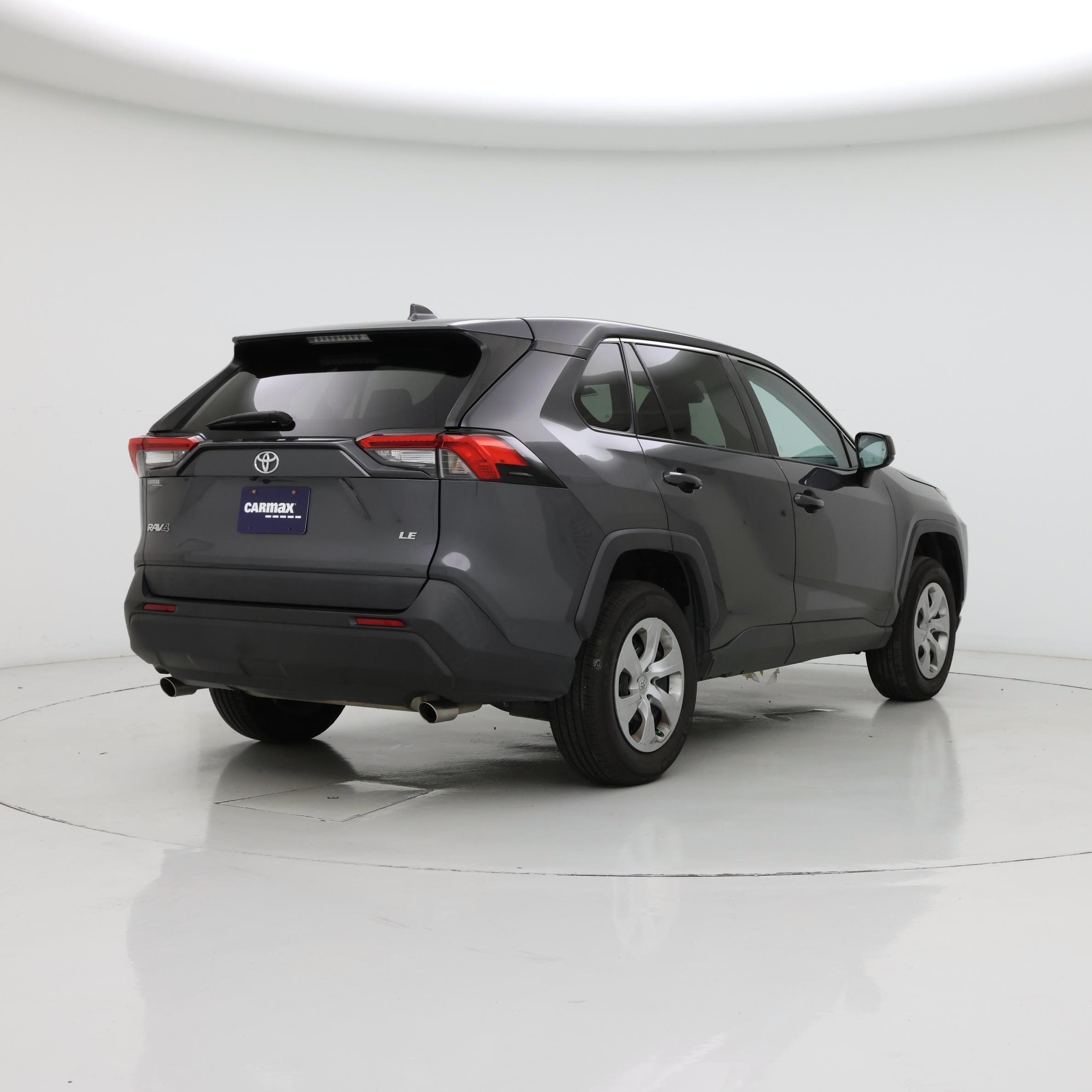 Thumbnail: 2022 Toyota RAV4 - 8