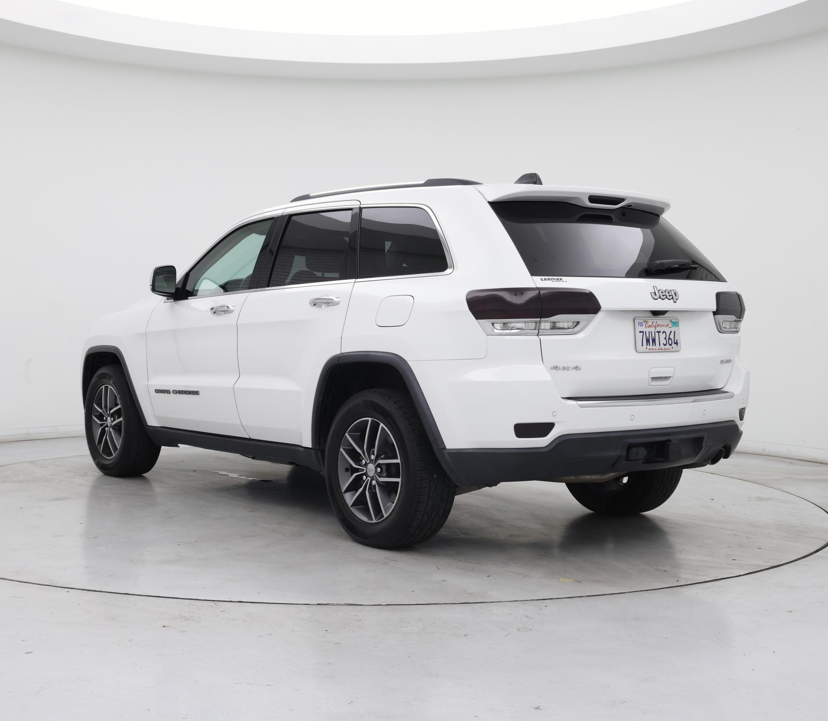 Thumbnail: 2017 Jeep Grand Cherokee - 2
