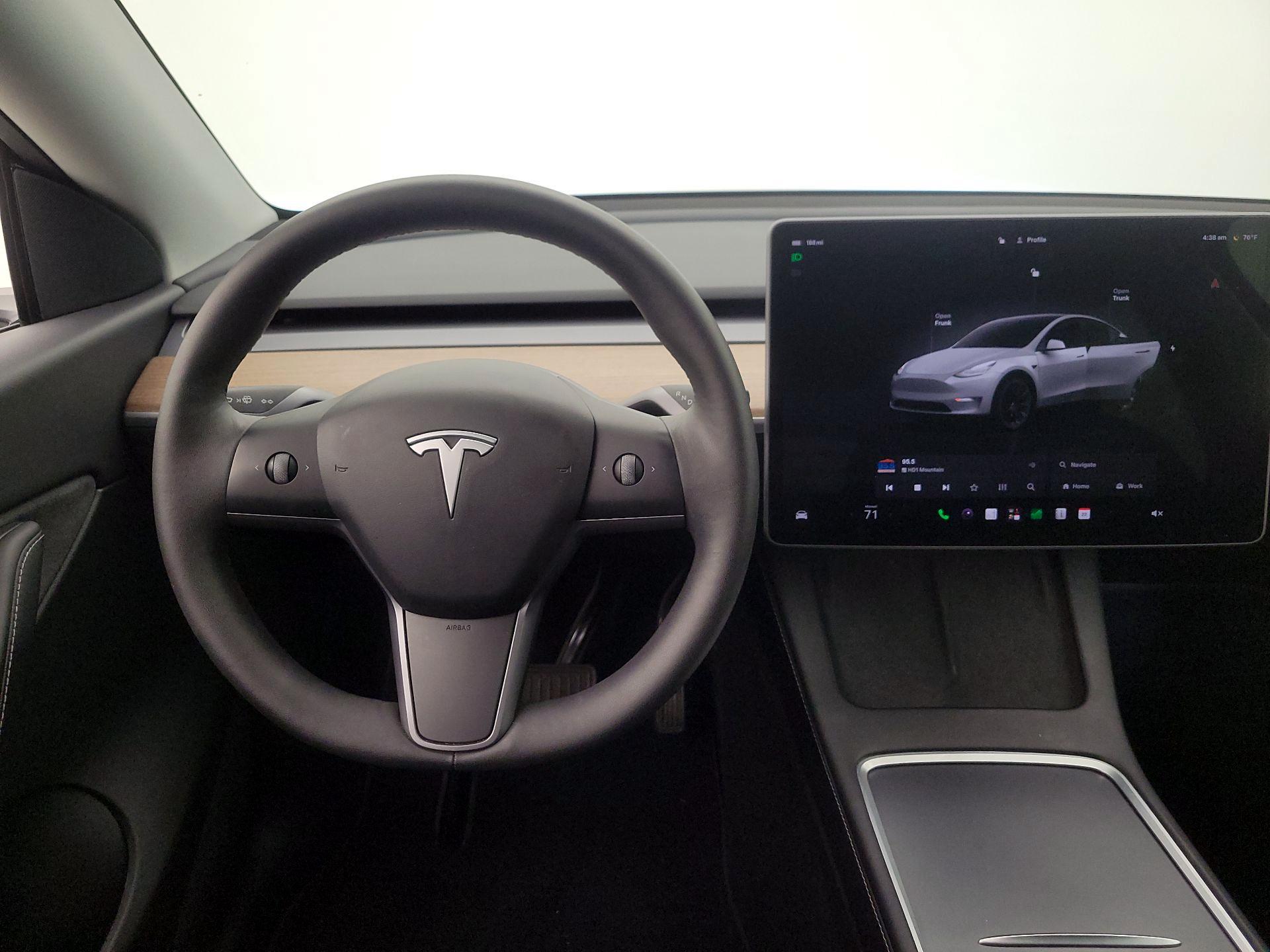 Thumbnail: 2022 Tesla Model Y - 10