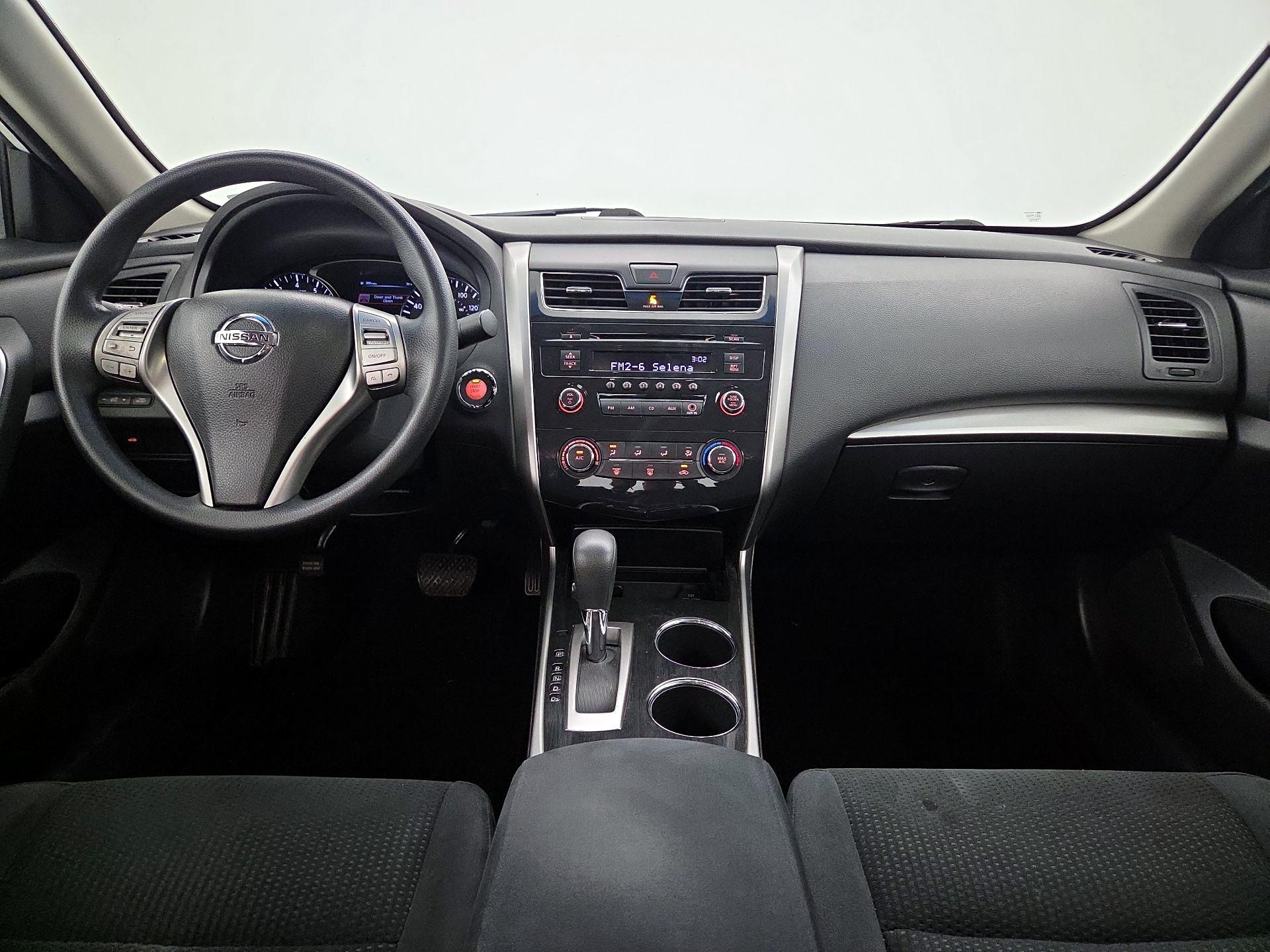 Thumbnail: 2014 Nissan Altima - 9