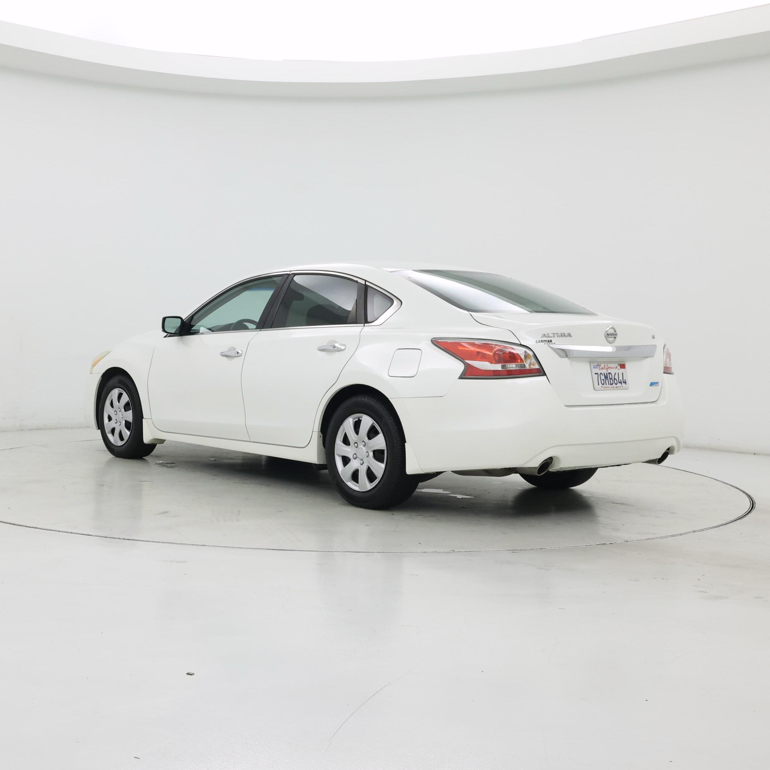 Thumbnail: 2014 Nissan Altima - 2