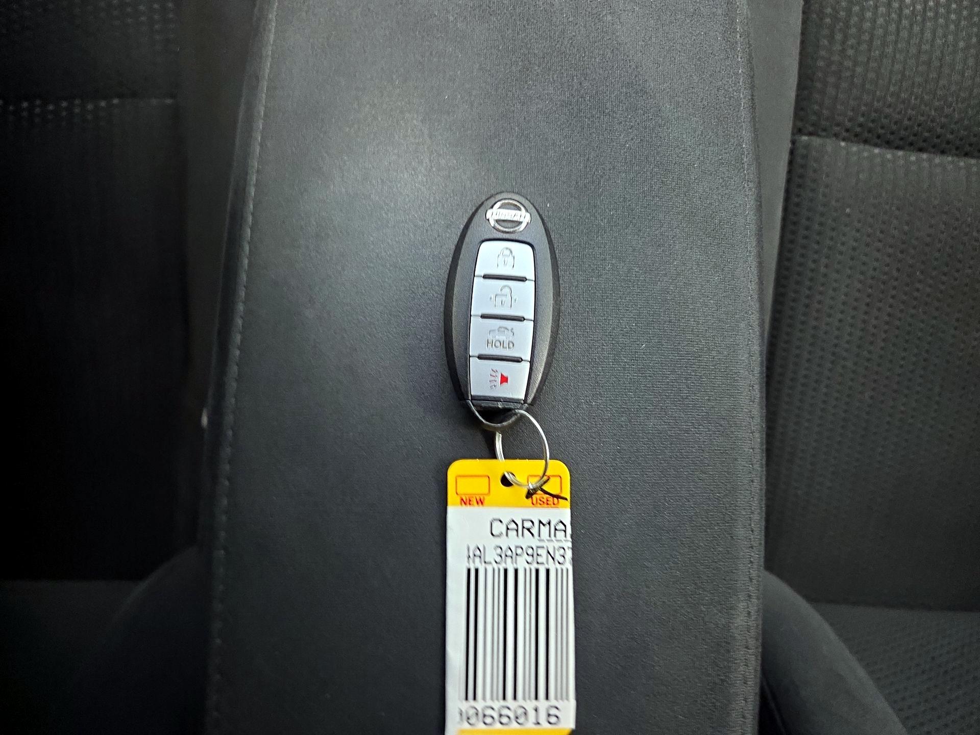 Thumbnail: 2014 Nissan Altima - 20