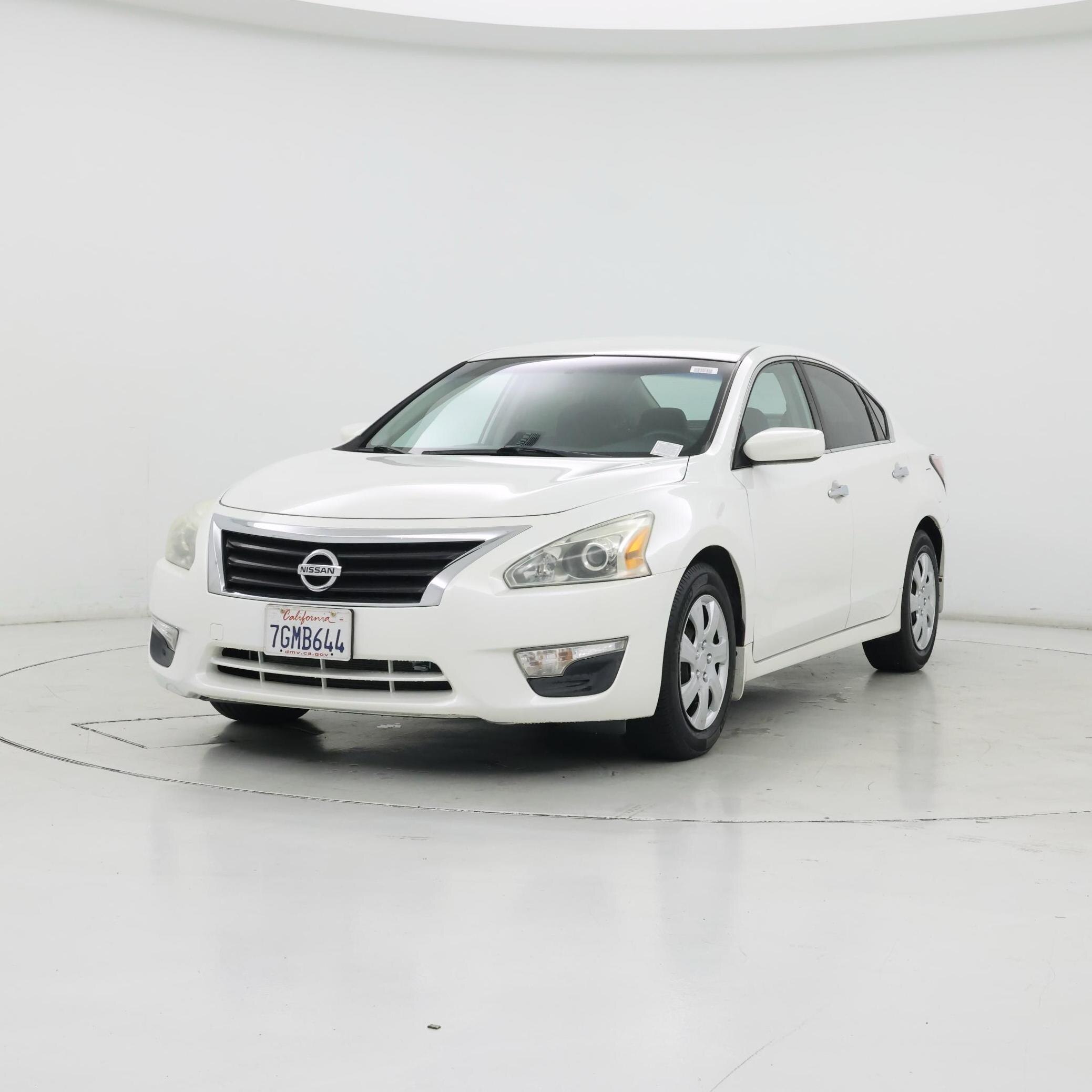 Thumbnail: 2014 Nissan Altima - 4
