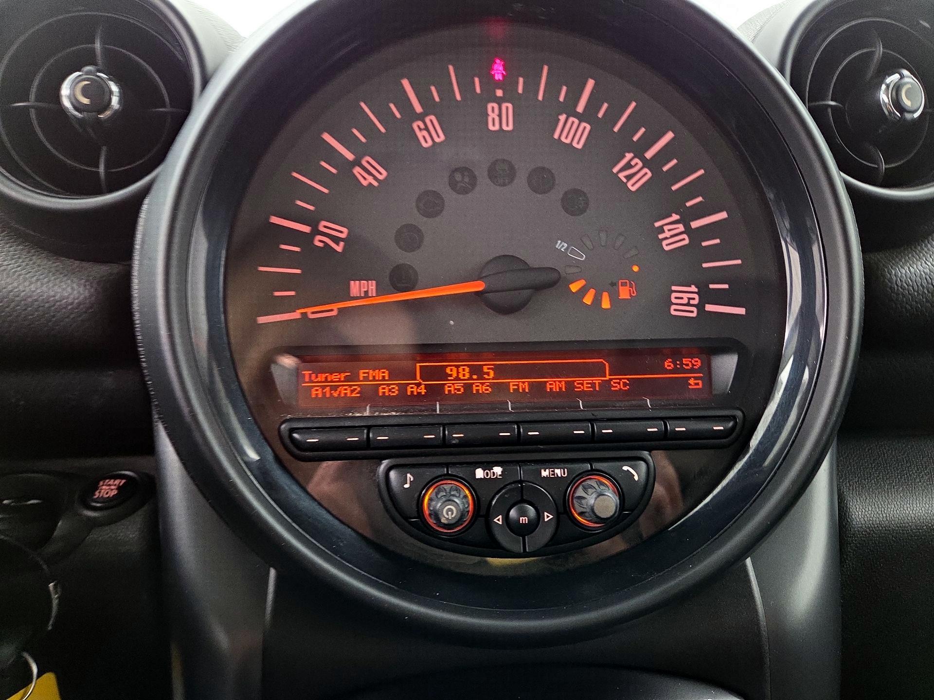 Thumbnail: 2015 MINI Cooper Countryman - 13