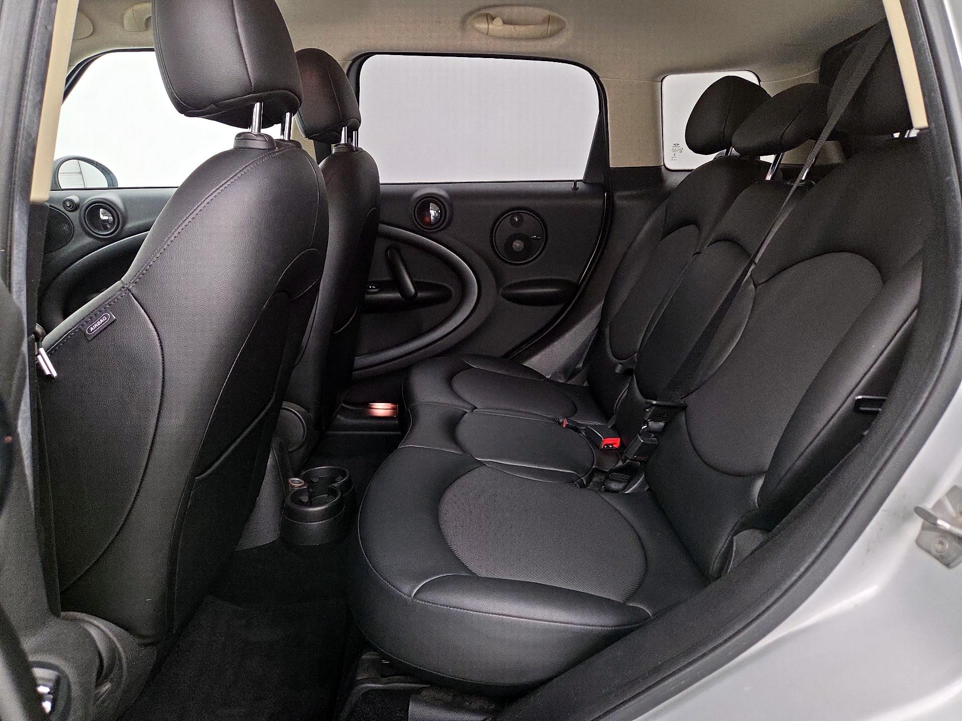 Thumbnail: 2015 MINI Cooper Countryman - 16