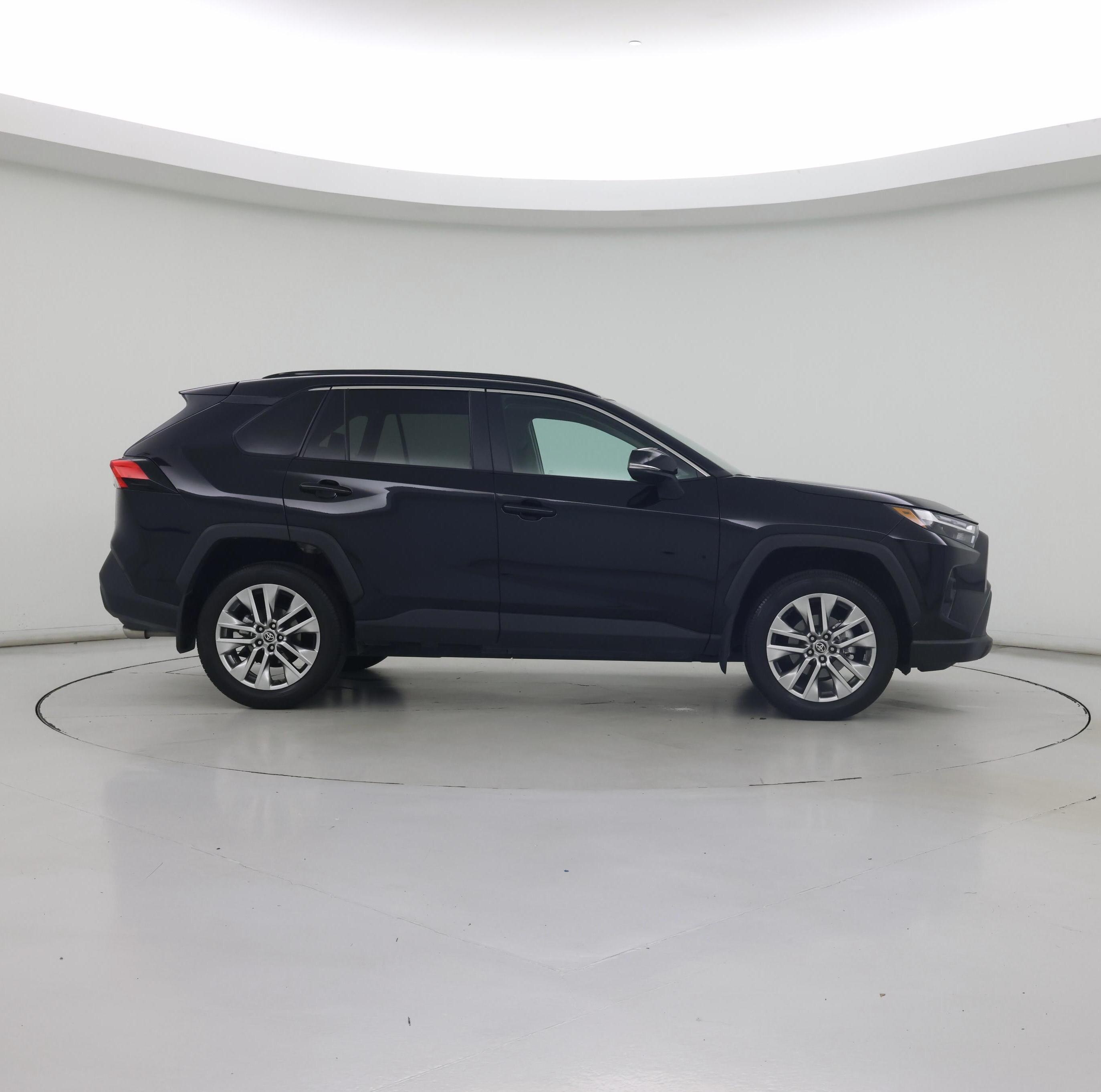 Thumbnail: 2025 Toyota RAV4 - 7