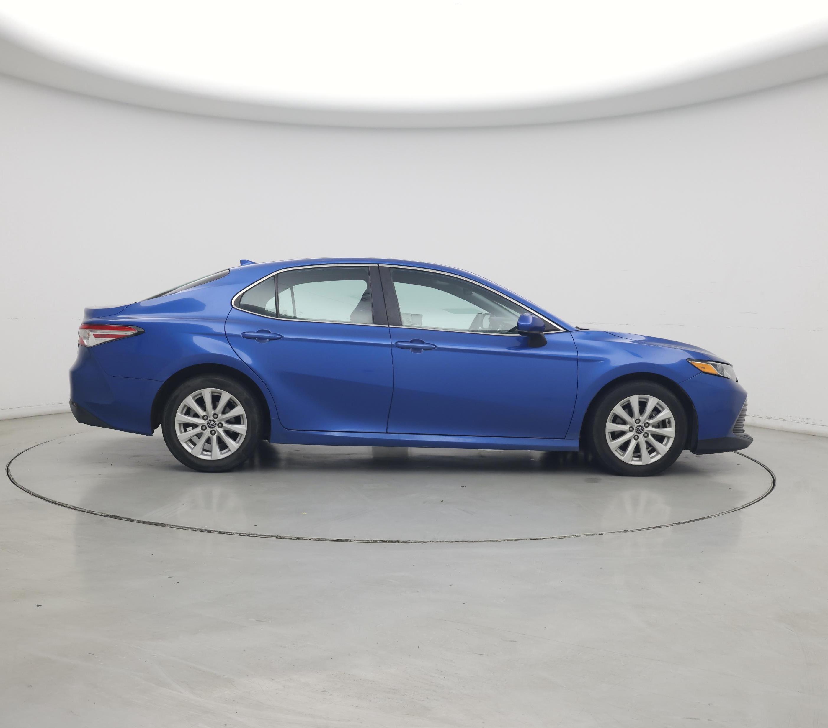 Thumbnail: 2020 Toyota Camry - 7