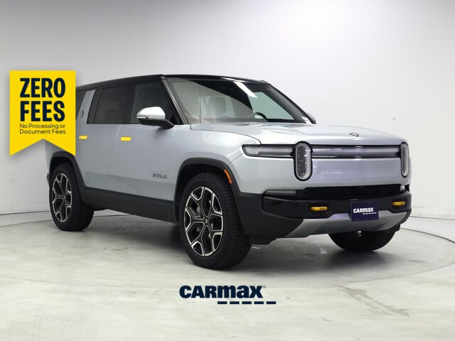 Silver 2025 Rivian R1S SUV / Crossover All-Wheel Drive Automatic