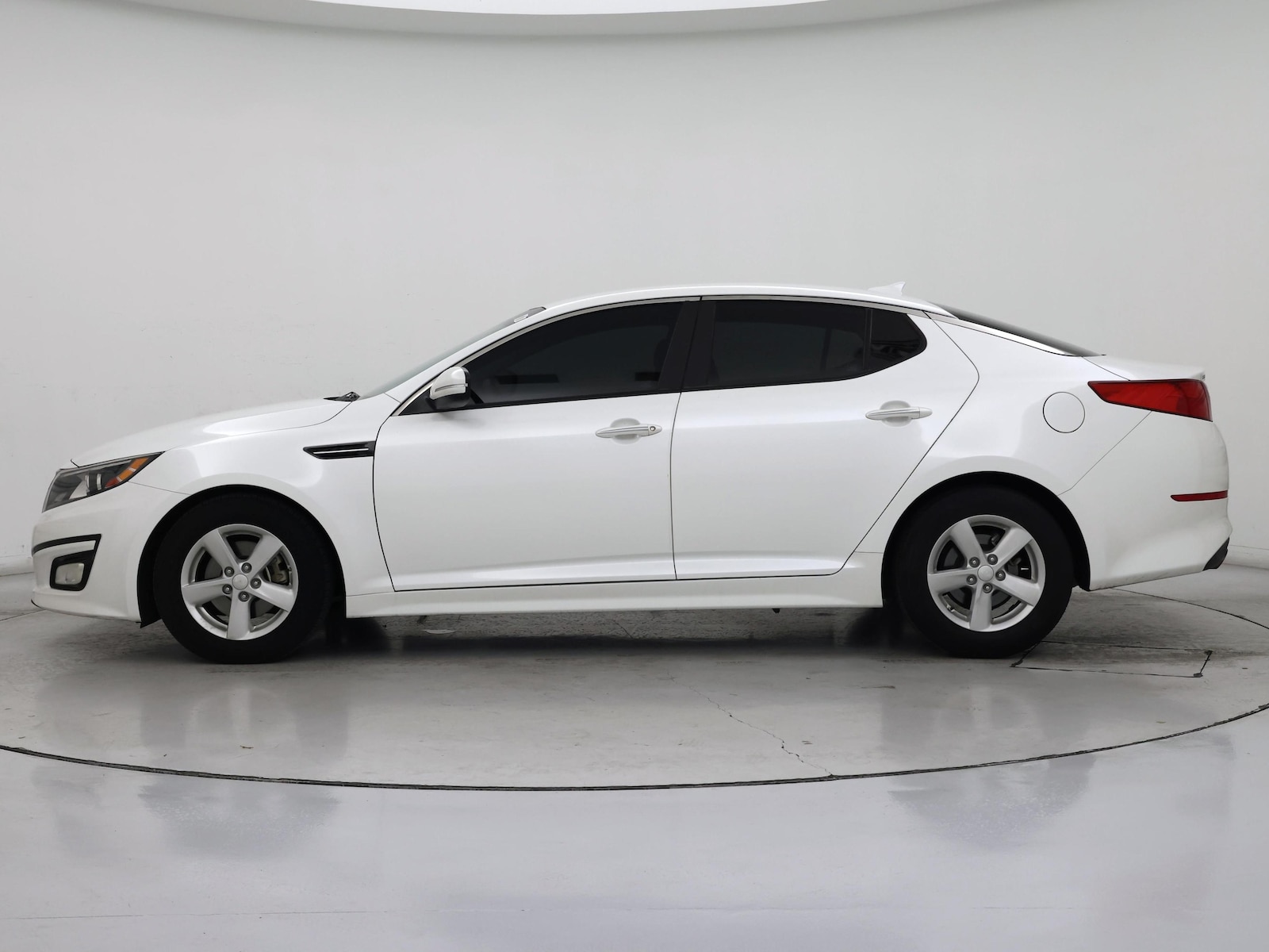 2015 Kia Optima LX - Photo 4