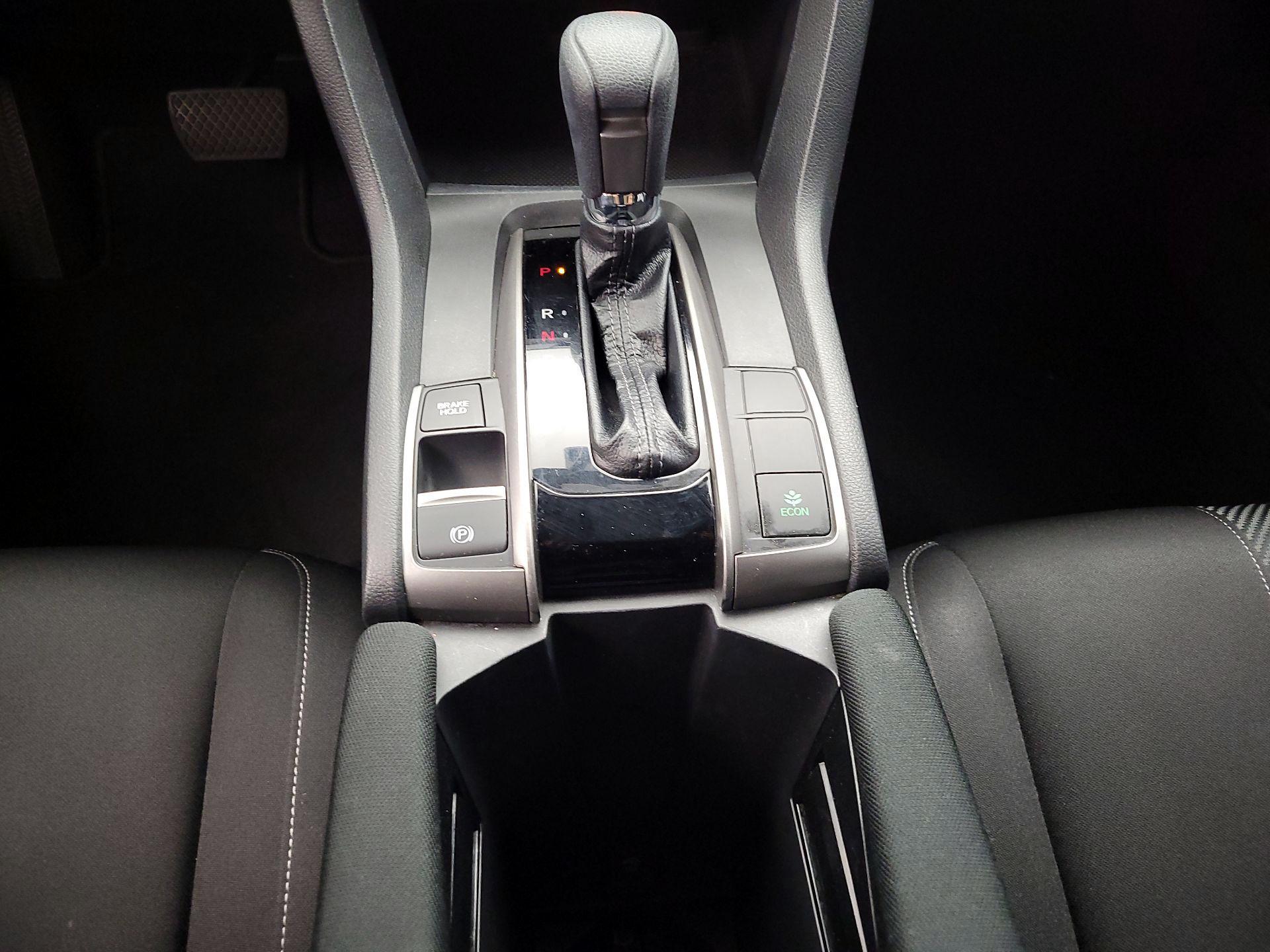 Thumbnail: 2018 Honda Civic - 17