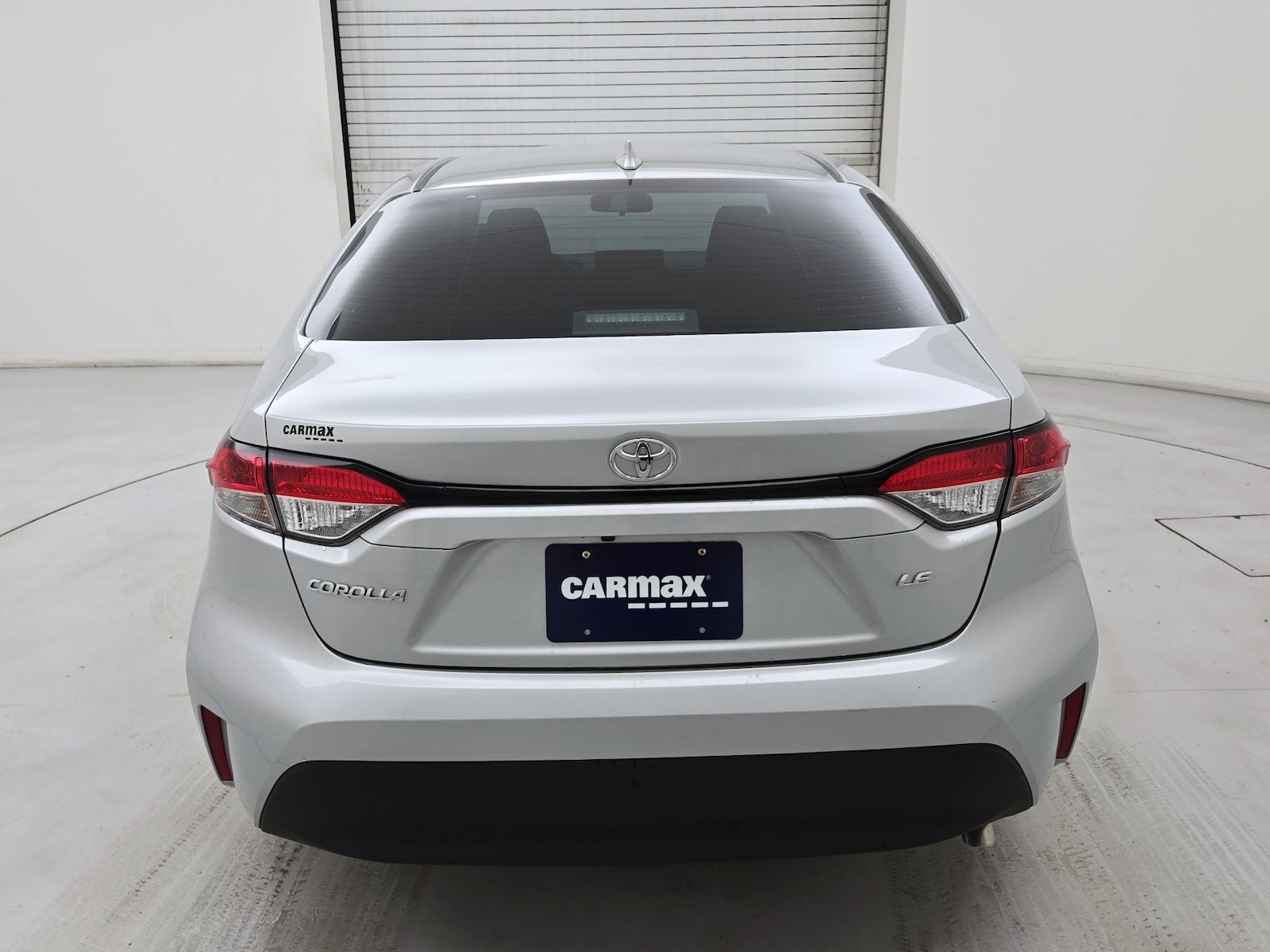 2026 Toyota Corolla LE - Photo 6
