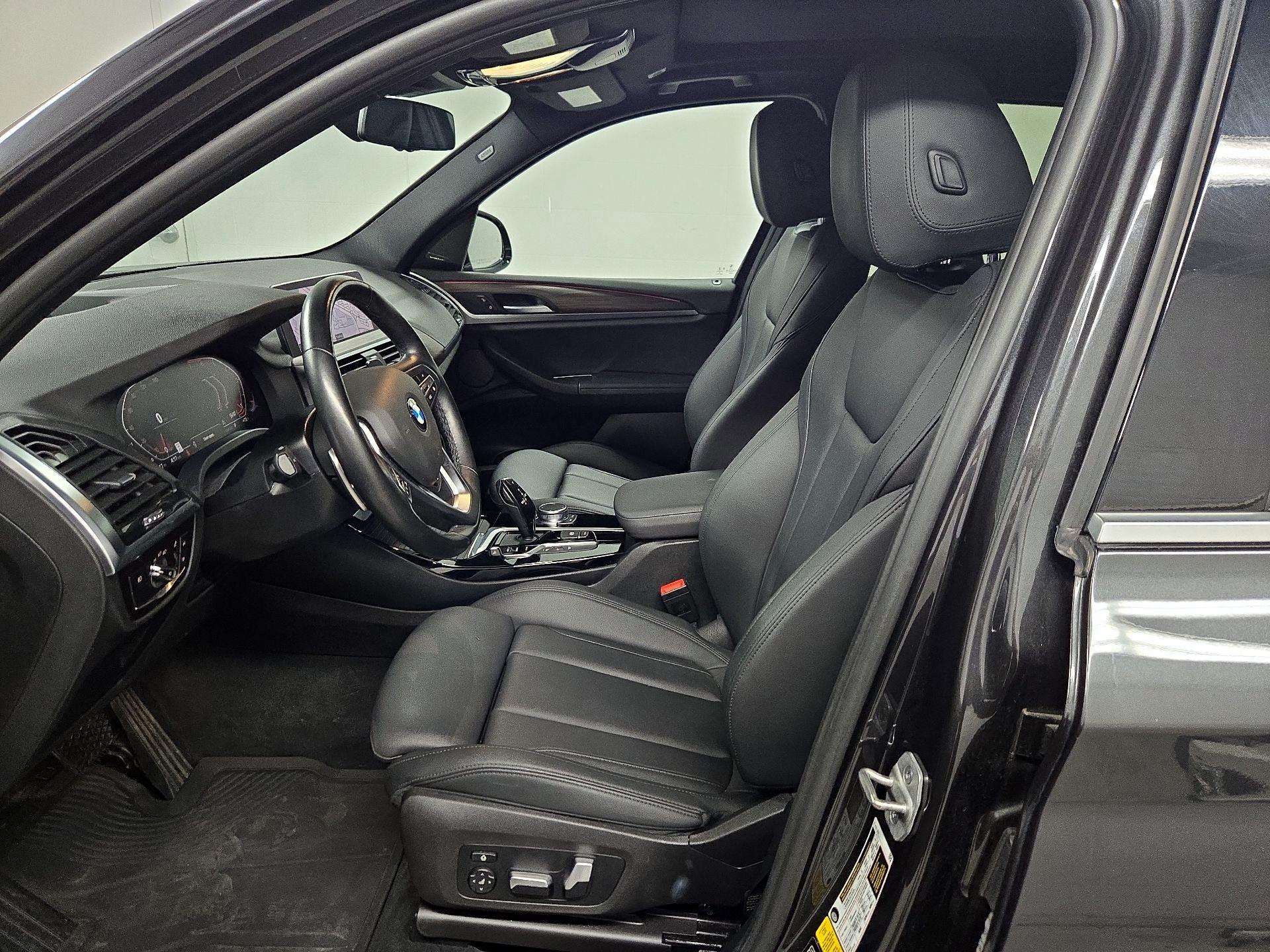 Thumbnail: 2021 BMW X3 - 11