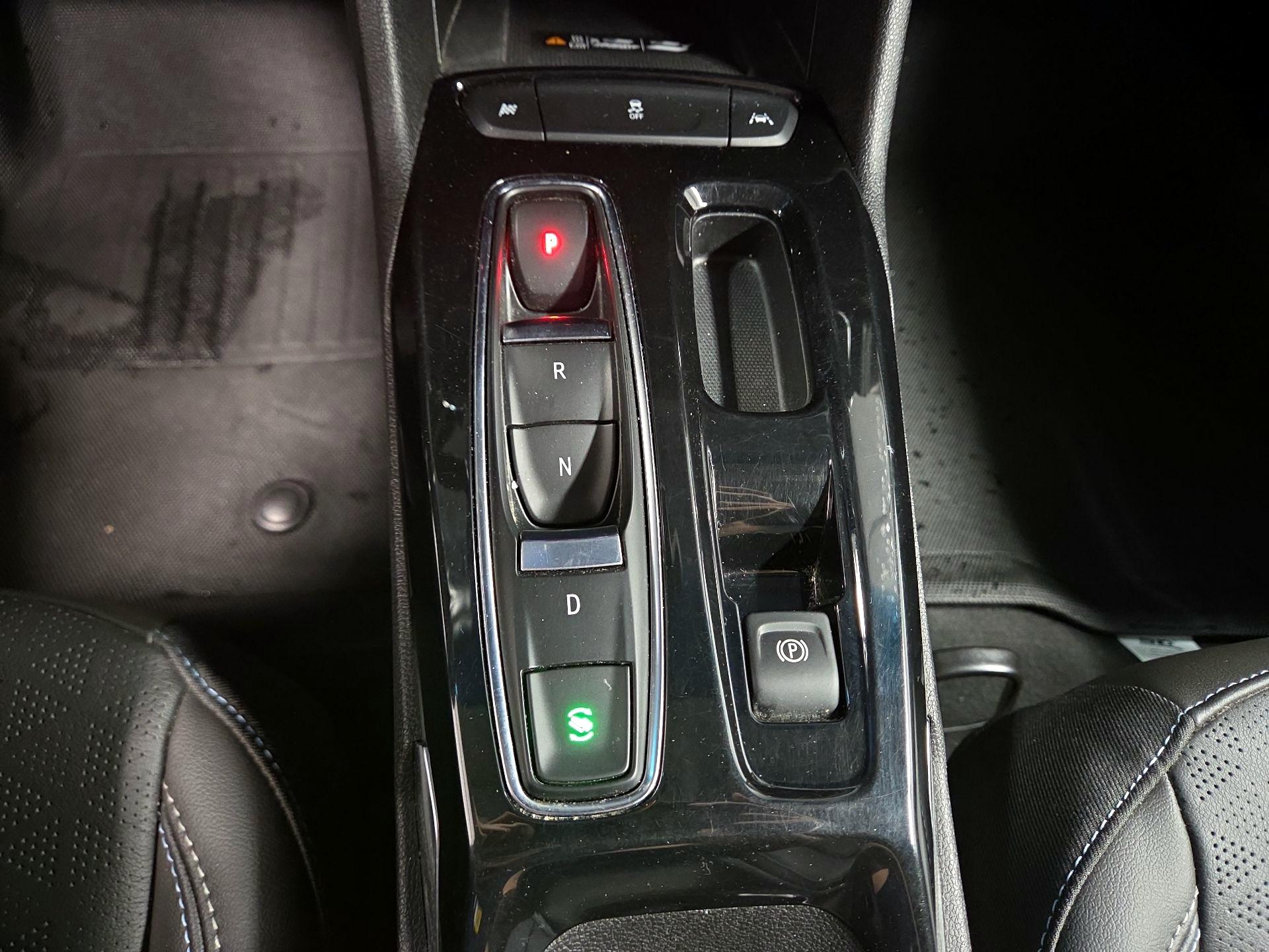 Thumbnail: 2023 Chevrolet Bolt EV - 17