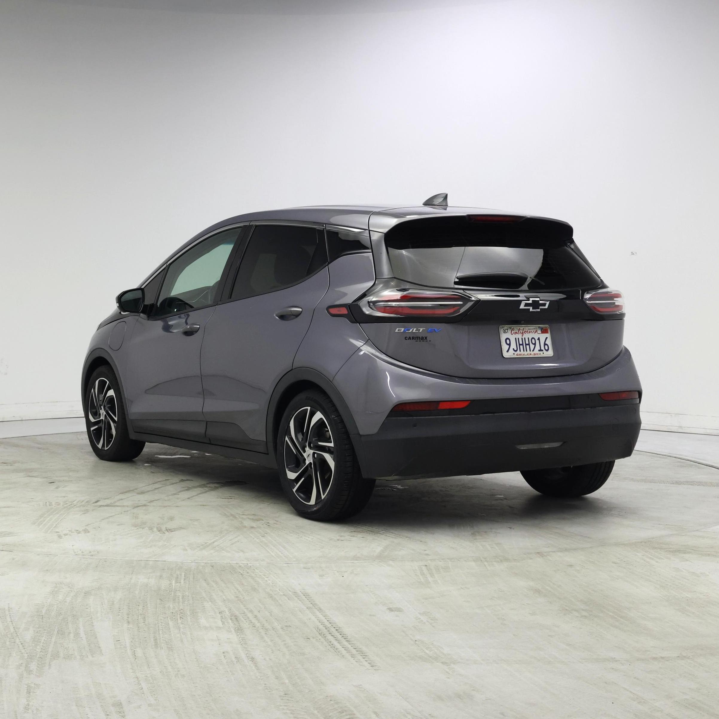 Thumbnail: 2023 Chevrolet Bolt EV - 2