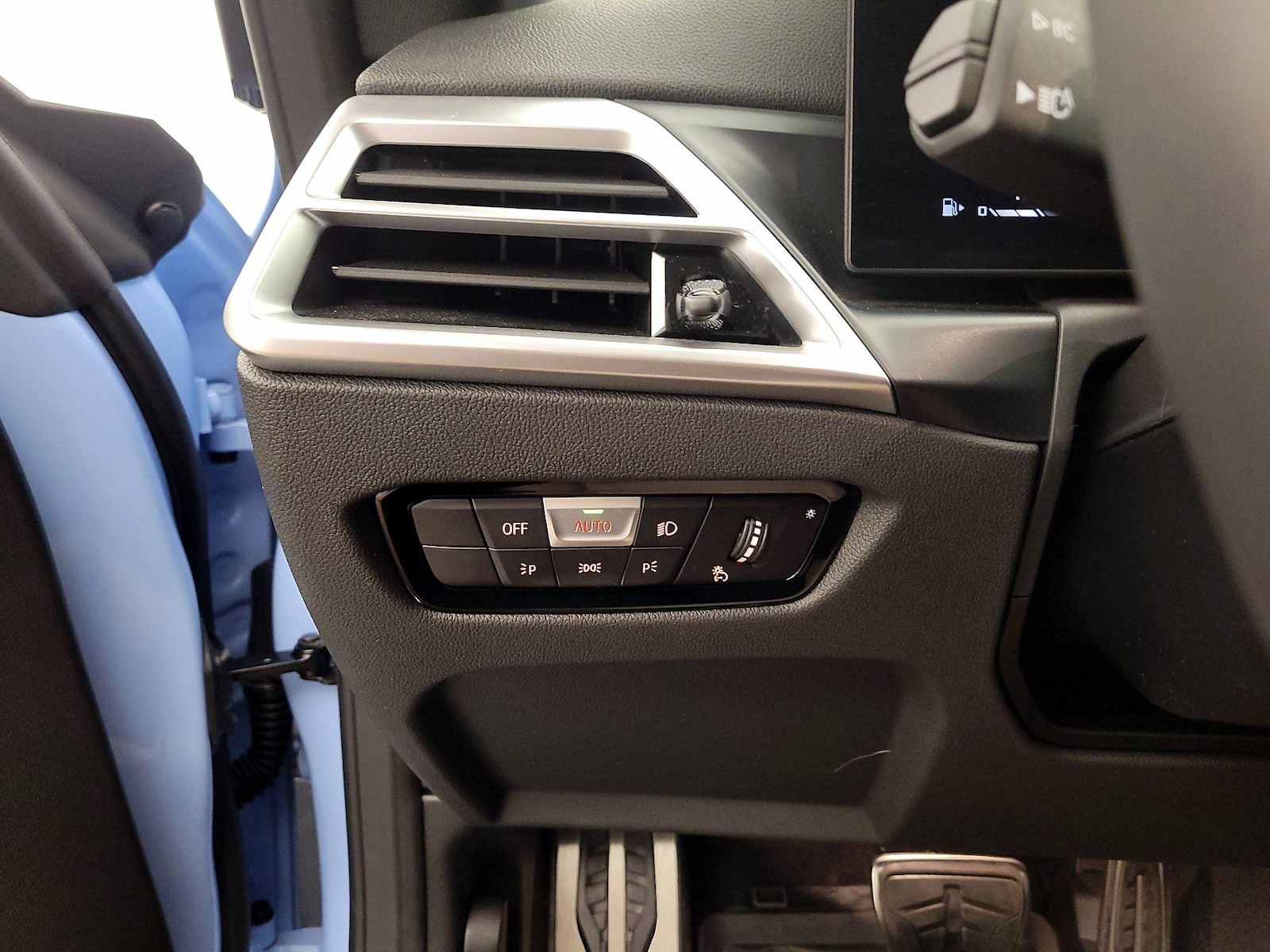 2026 BMW 2 Series M240i - Photo 14