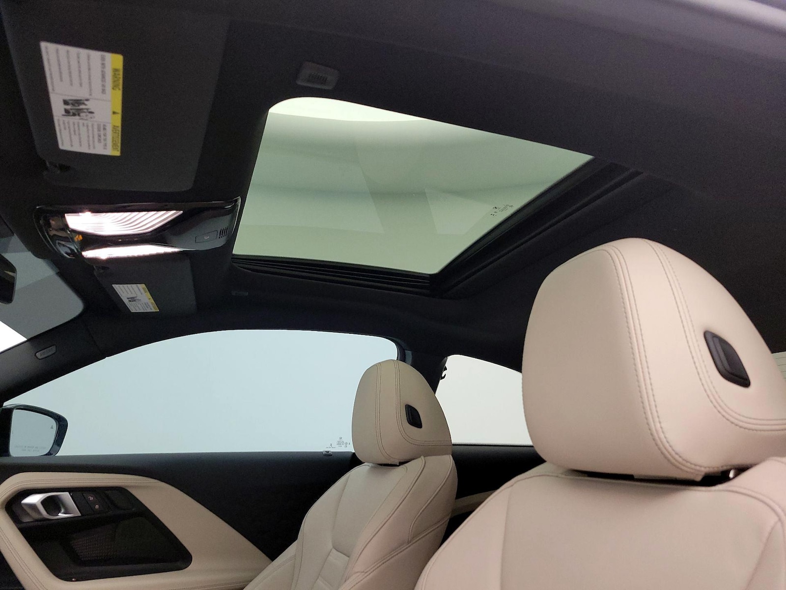 2026 BMW 2 Series M240i - Photo 21