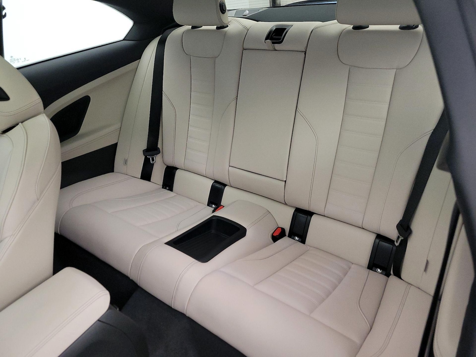 2026 BMW 2 Series M240i - Photo 22