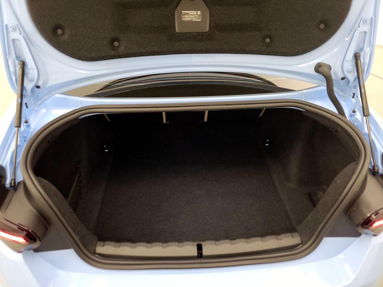 2026 BMW 2 Series M240i - Photo 23