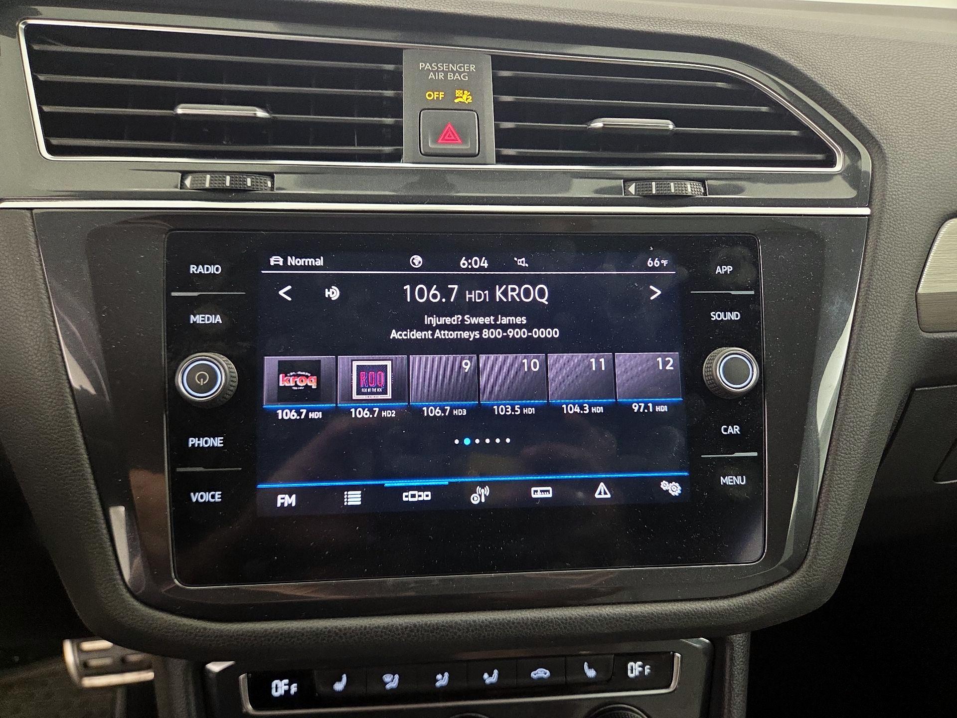 Thumbnail: 2021 Volkswagen Tiguan - 15
