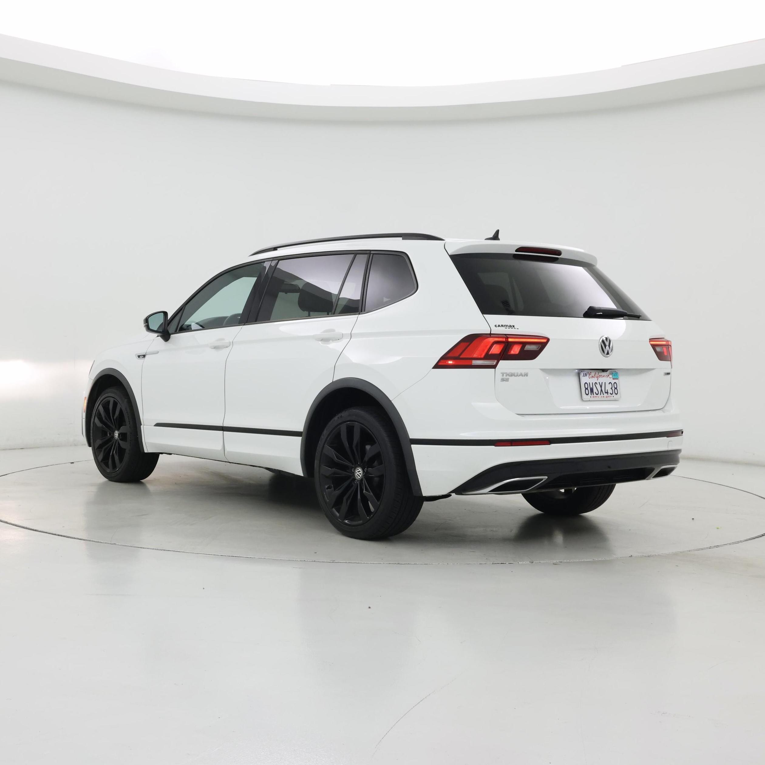 Thumbnail: 2021 Volkswagen Tiguan - 2