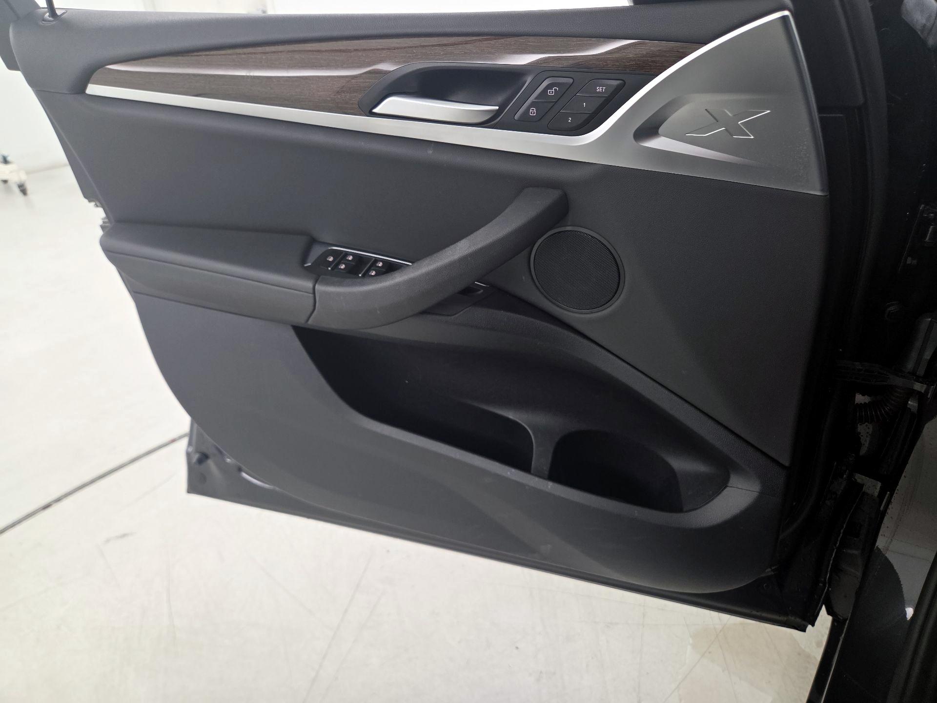 Thumbnail: 2019 BMW X3 - 12