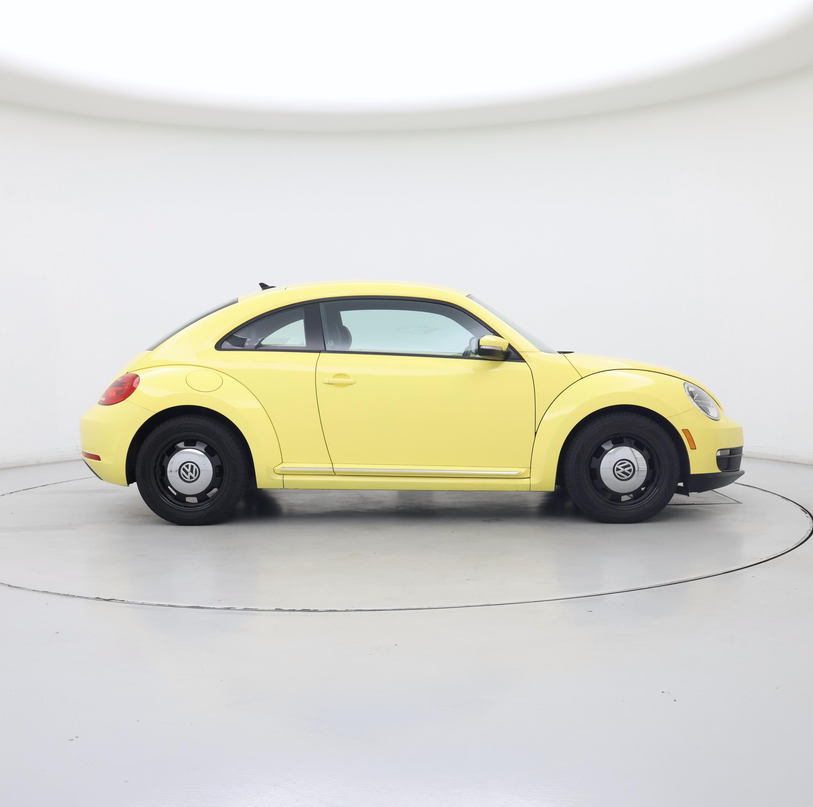 Thumbnail: 2014 Volkswagen Beetle - 7