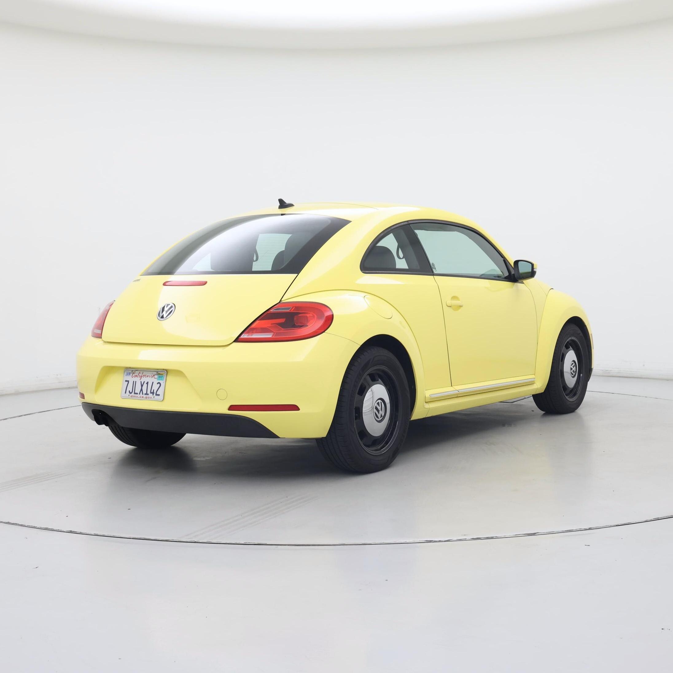 Thumbnail: 2014 Volkswagen Beetle - 8