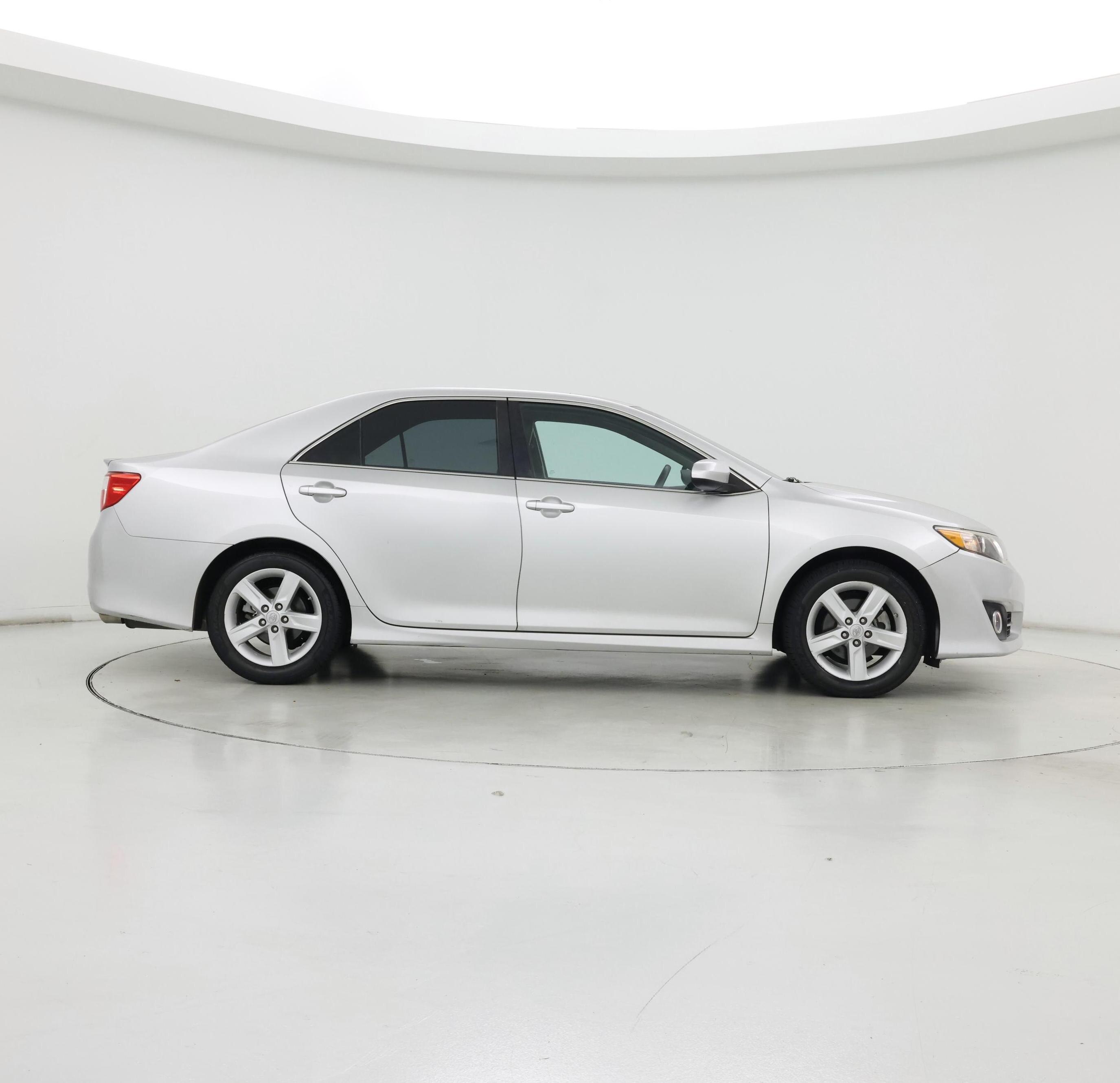 Thumbnail: 2014 Toyota Camry - 7