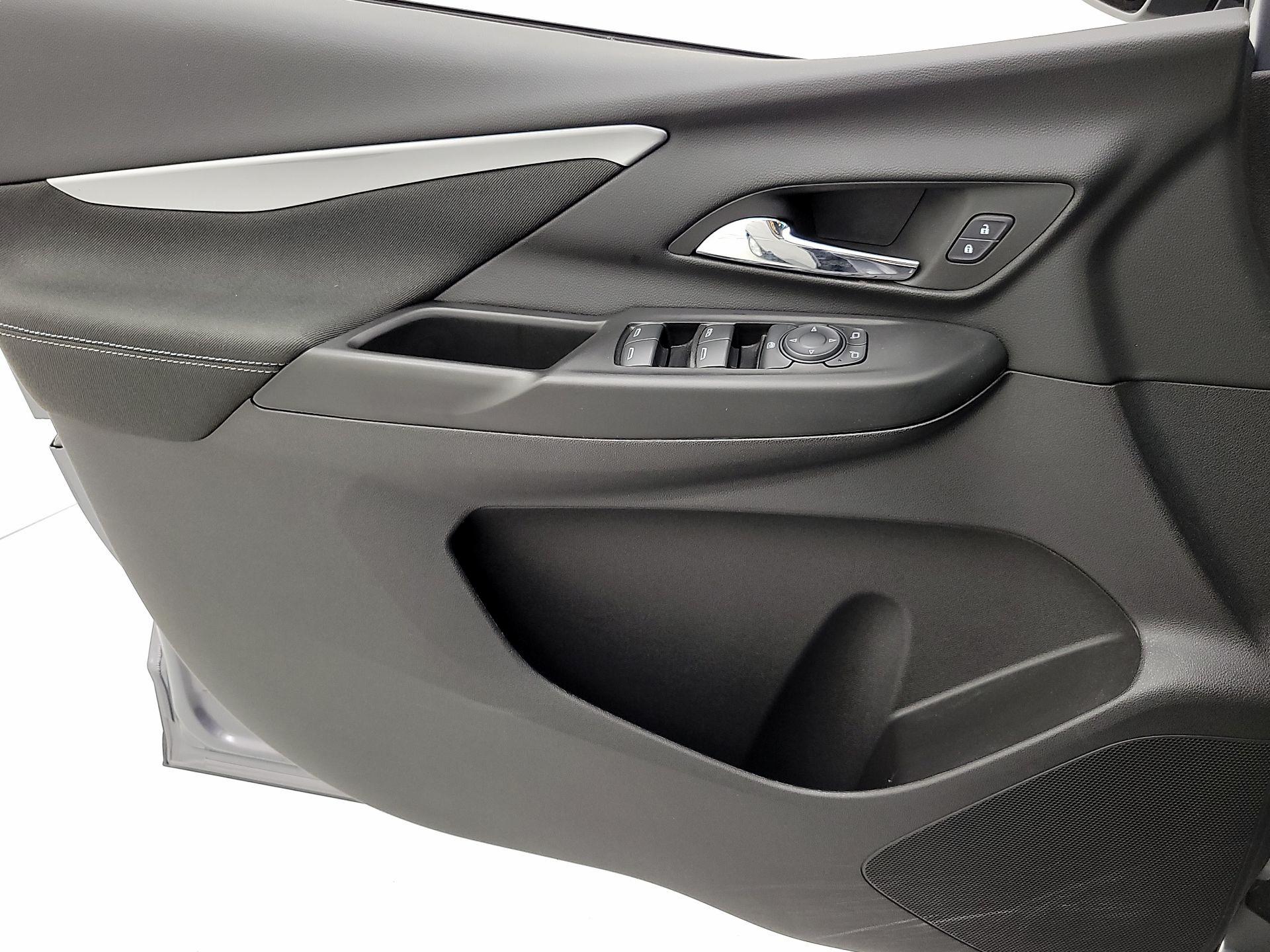 Thumbnail: 2023 Chevrolet Bolt EV - 12