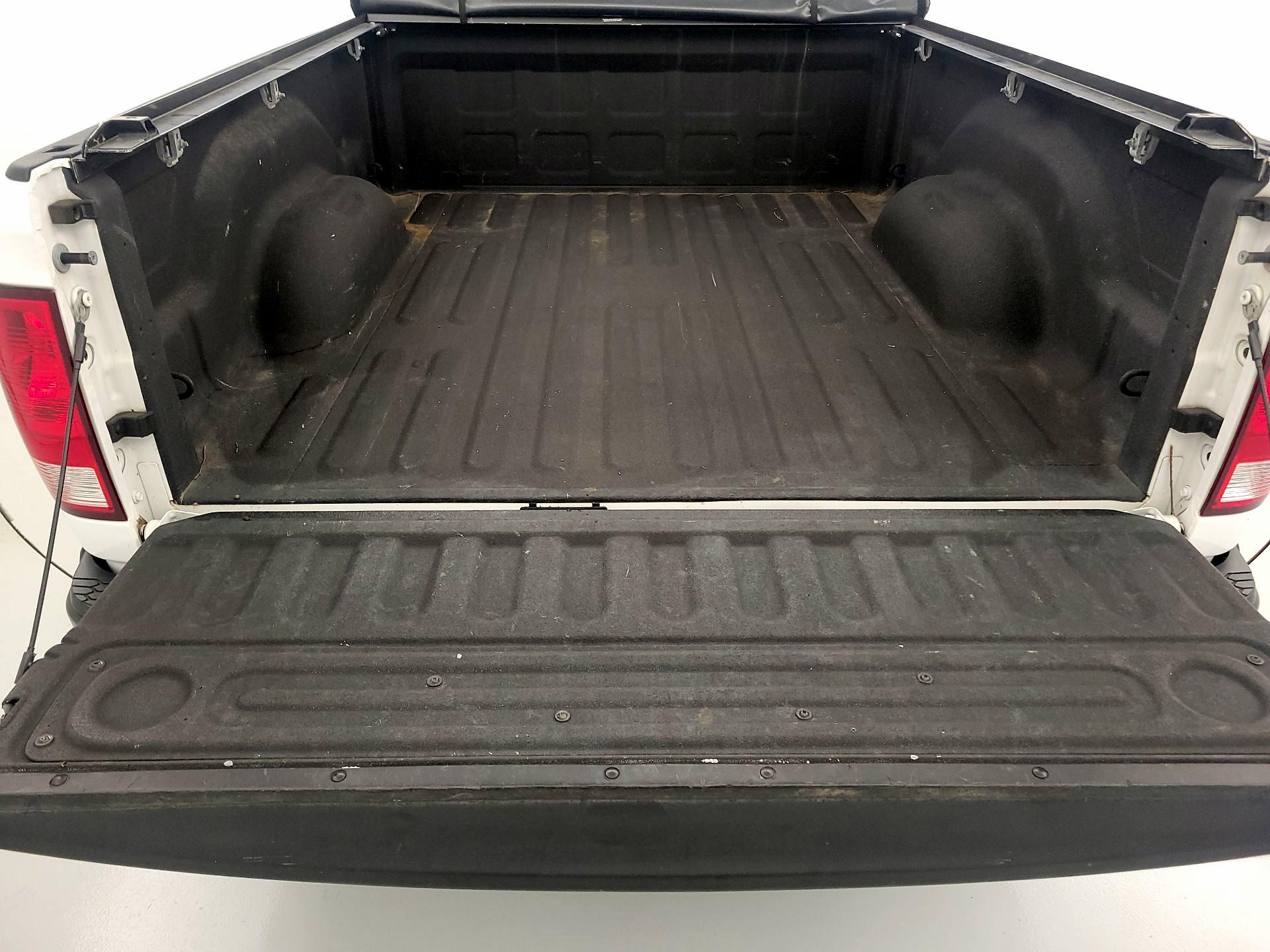 Thumbnail: 2020 RAM 1500 Classic - 20