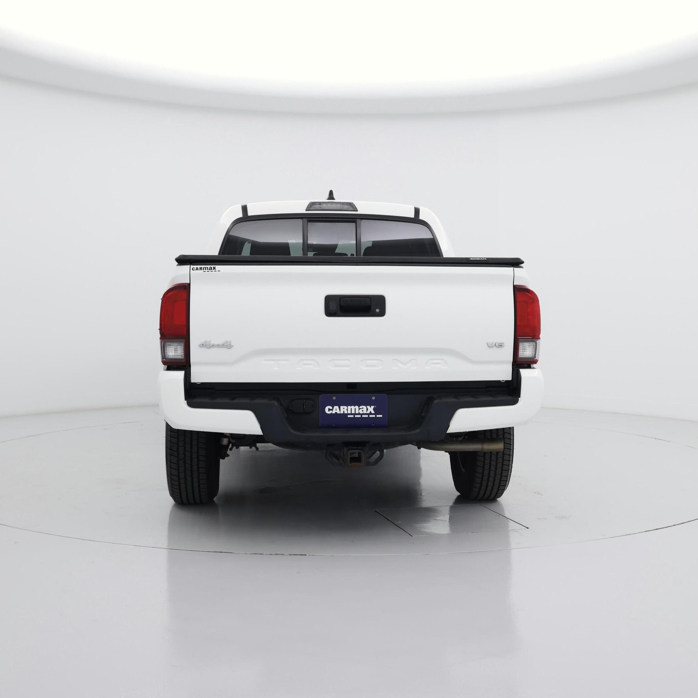 Thumbnail: 2022 Toyota Tacoma - 6