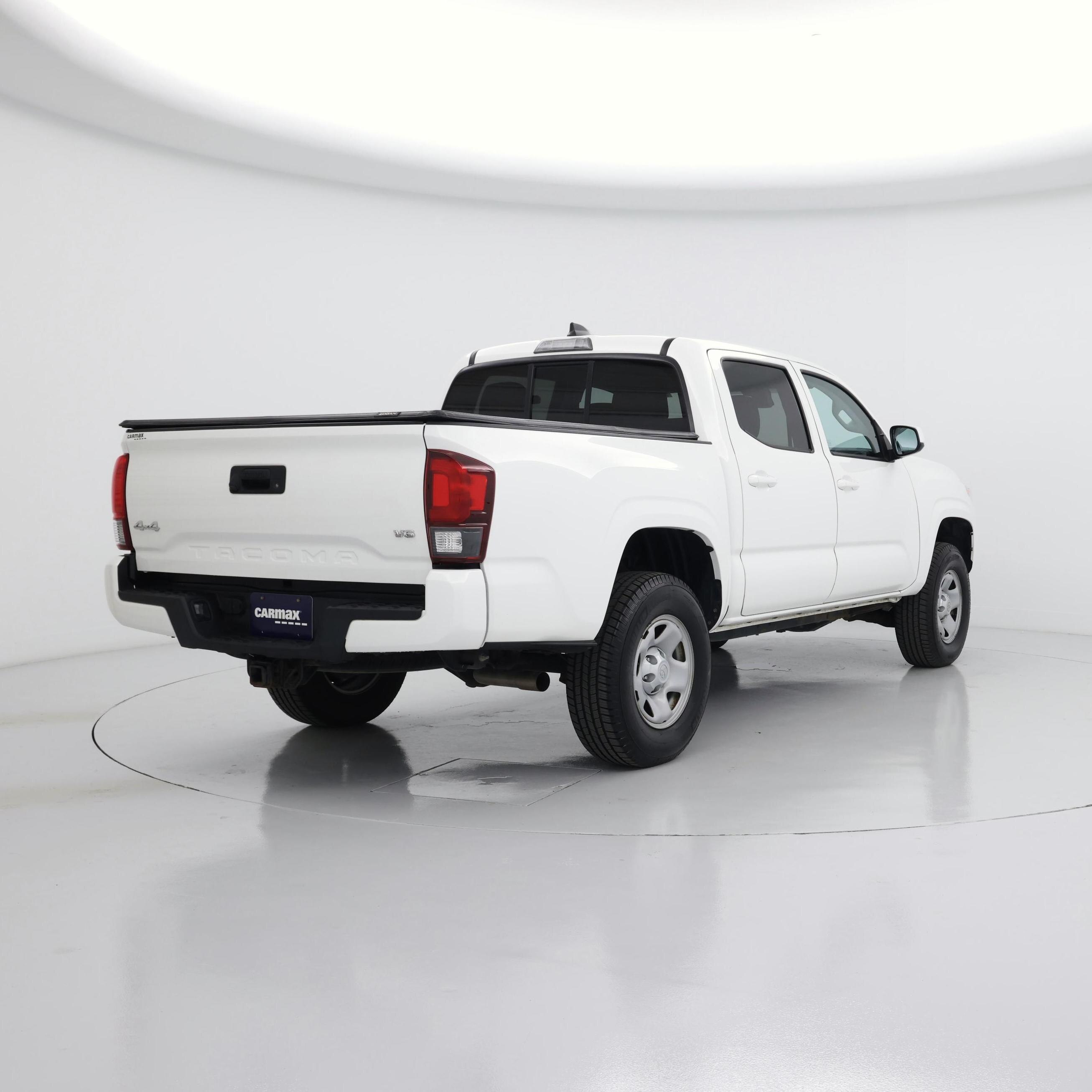Thumbnail: 2022 Toyota Tacoma - 8