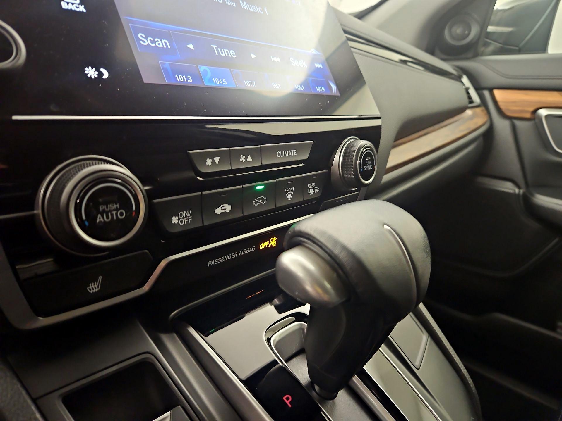 Thumbnail: 2019 Honda CR-V - 16