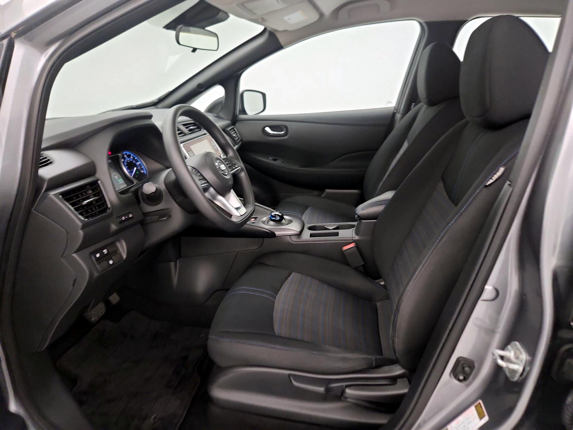 Thumbnail: 2021 Nissan Leaf - 11
