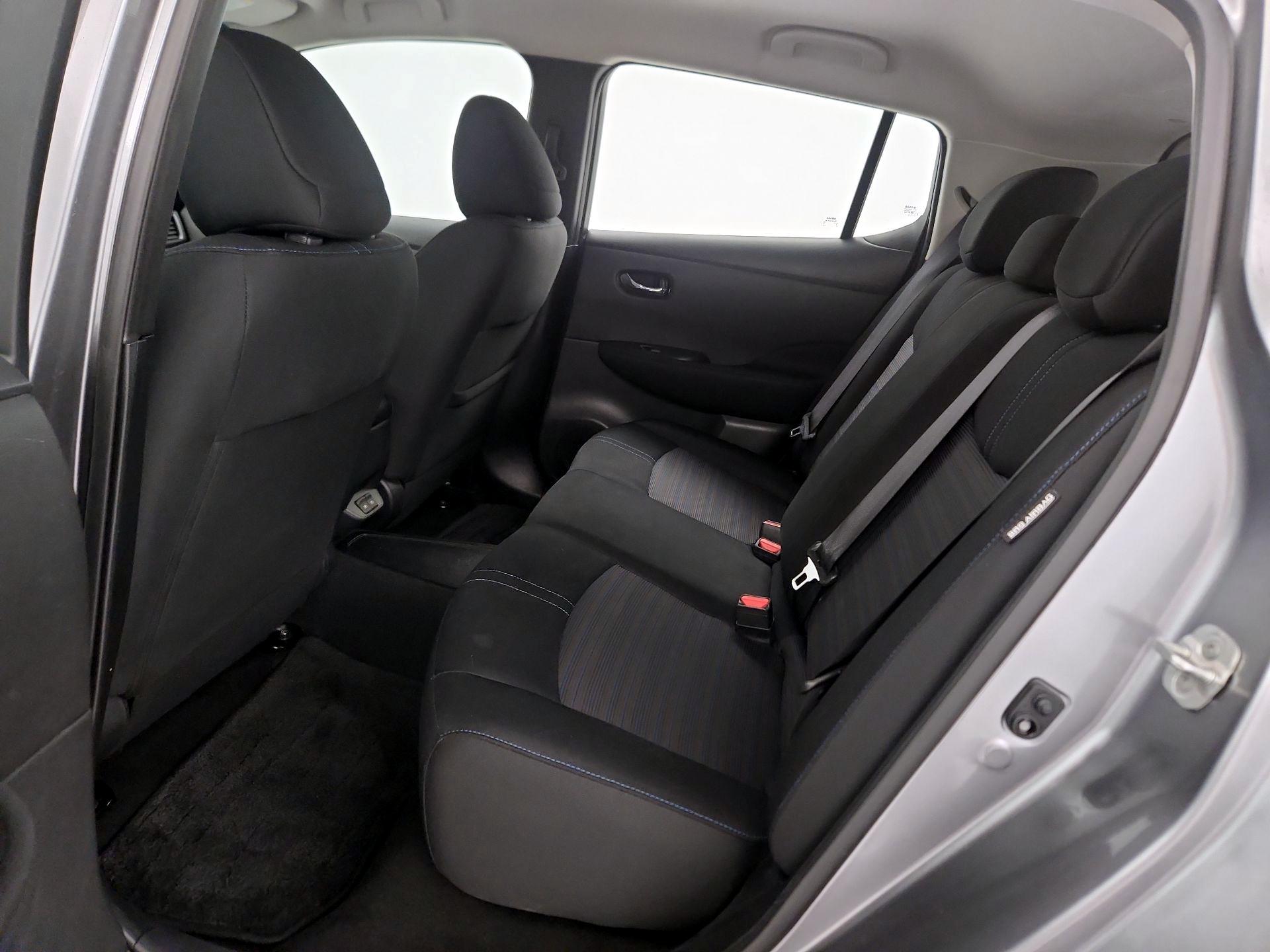 Thumbnail: 2021 Nissan Leaf - 19