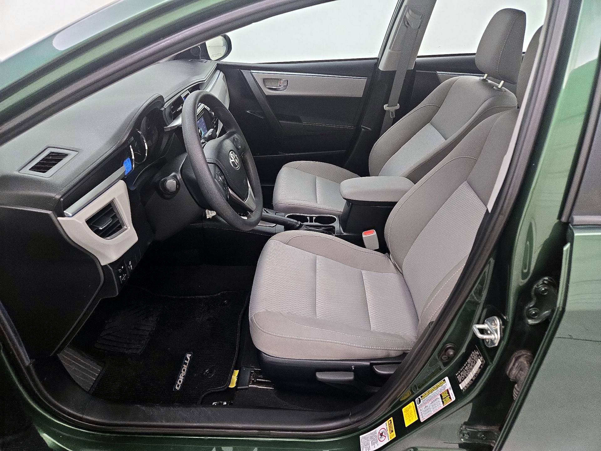 Thumbnail: 2015 Toyota Corolla - 11