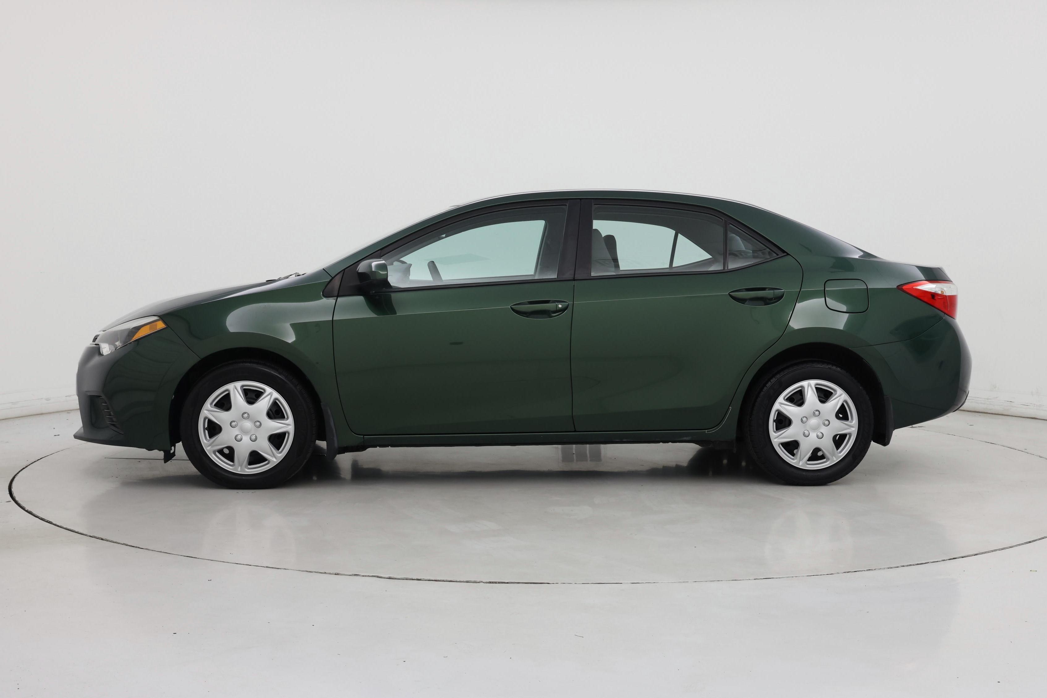 Thumbnail: 2015 Toyota Corolla - 3