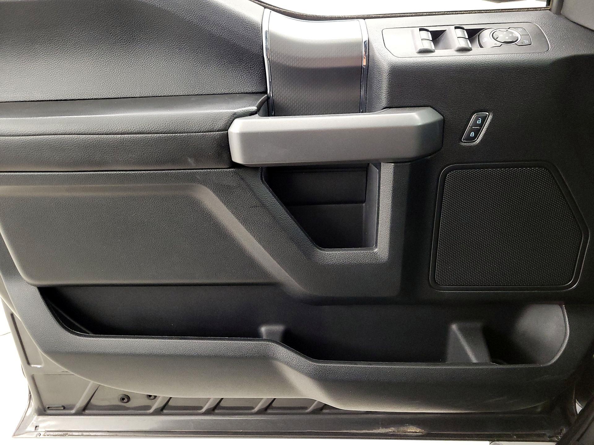 Thumbnail: 2017 Ford F-150 - 12