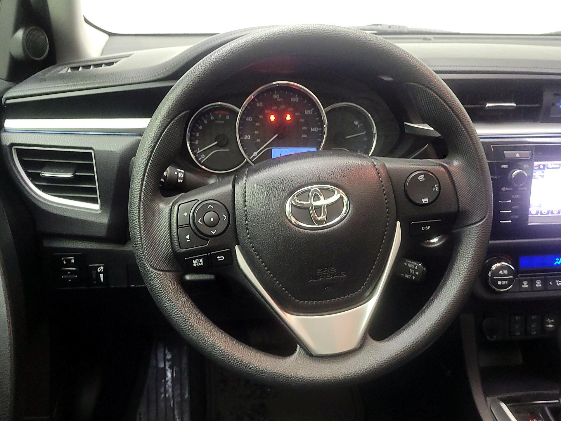 Thumbnail: 2016 Toyota Corolla - 10