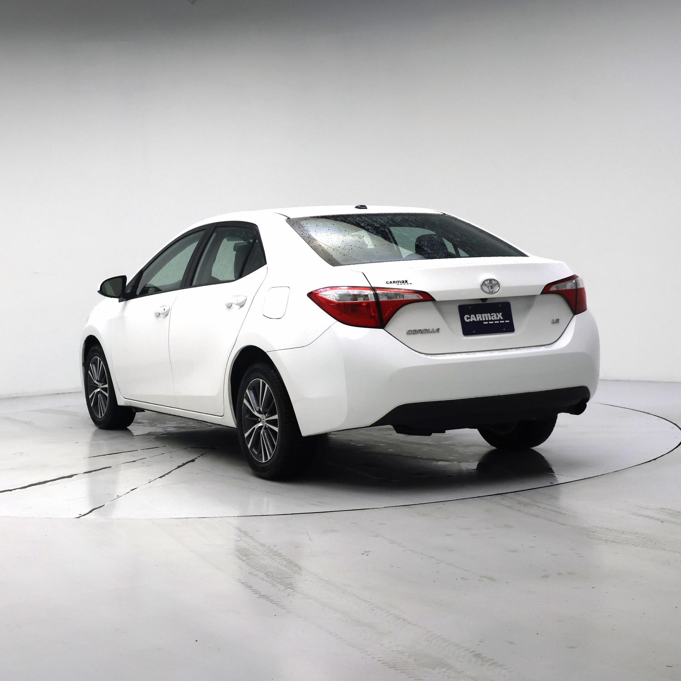 Thumbnail: 2016 Toyota Corolla - 2