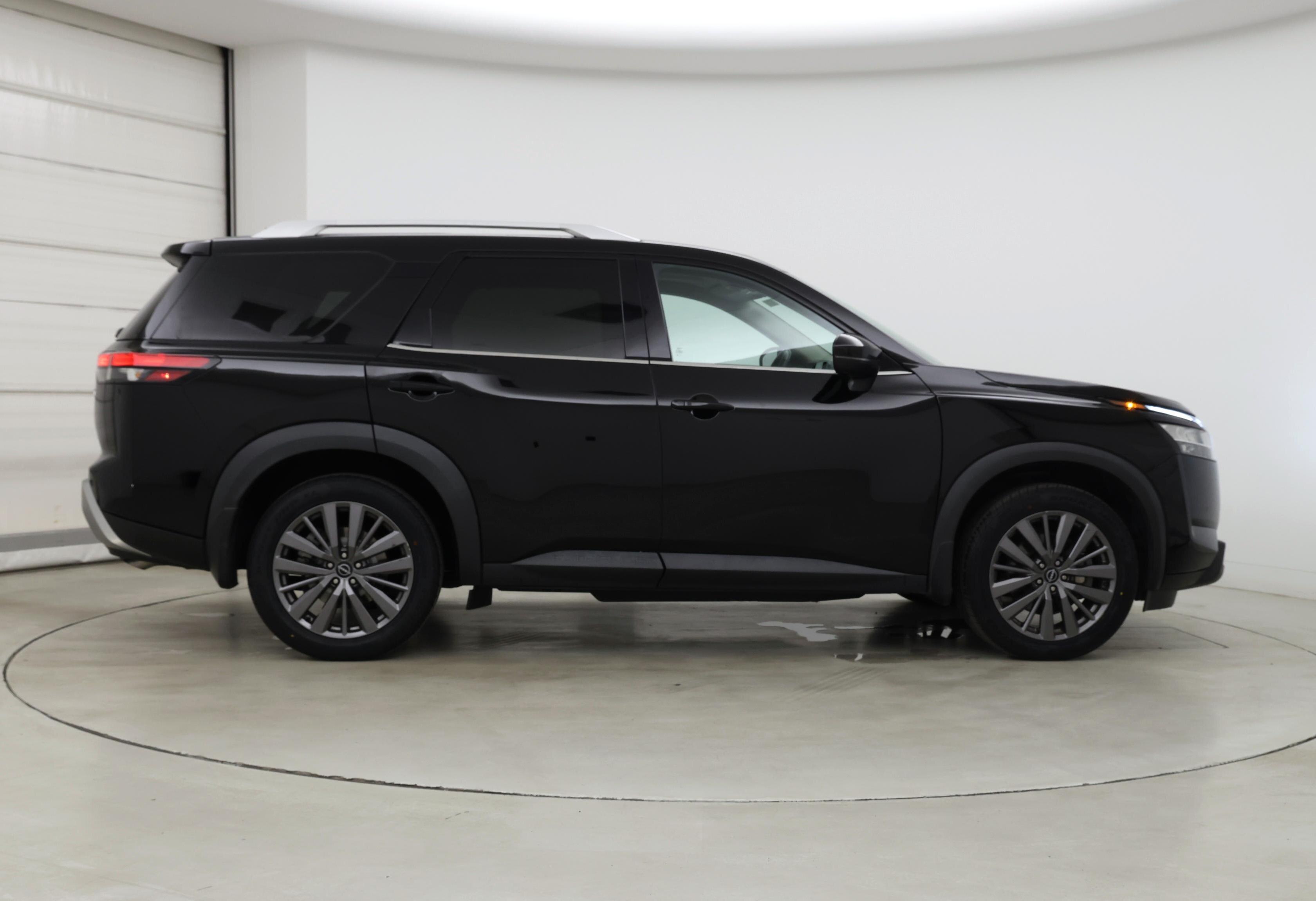 Thumbnail: 2022 Nissan Pathfinder - 7