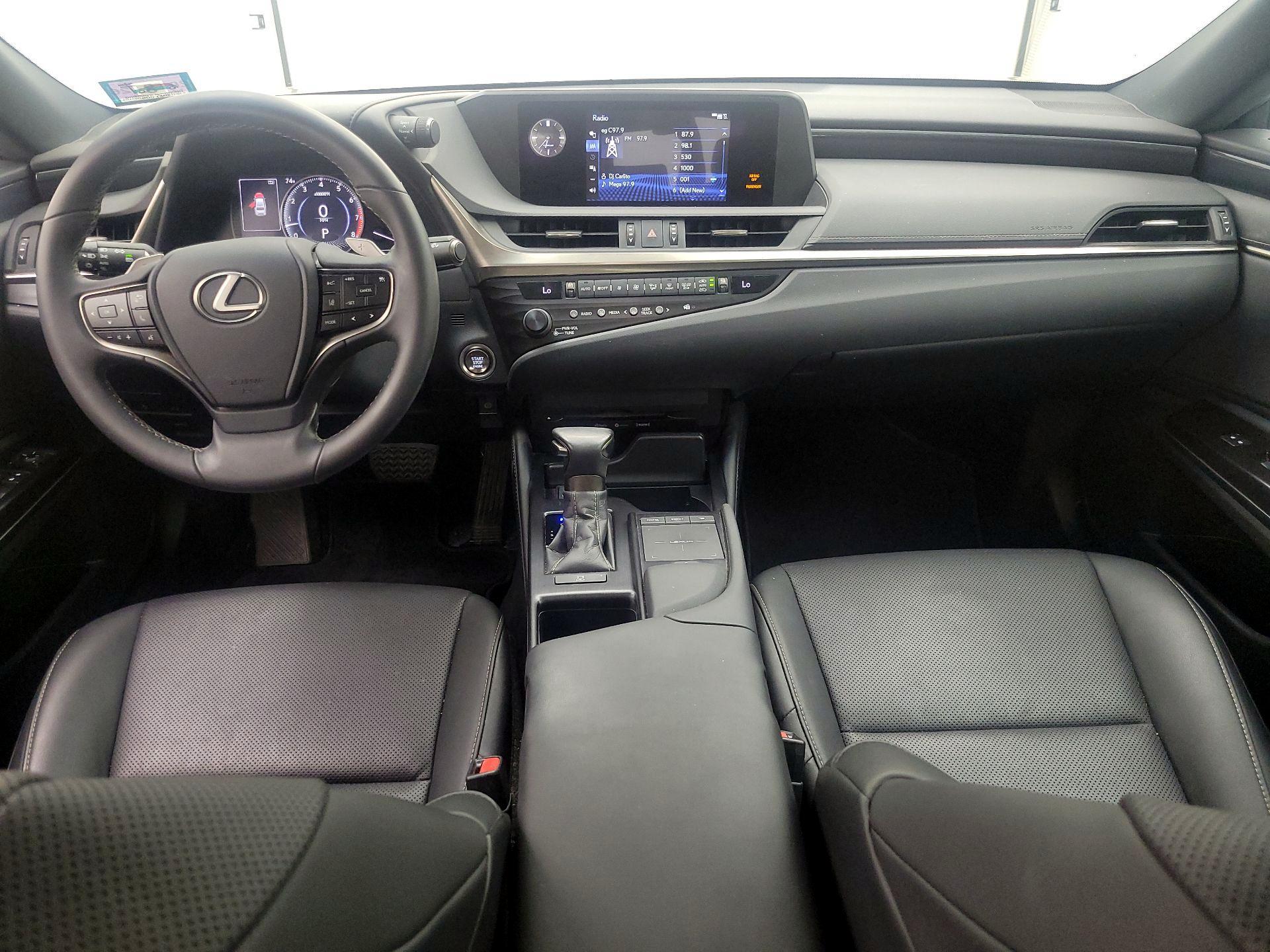Thumbnail: 2019 Lexus ES - 9