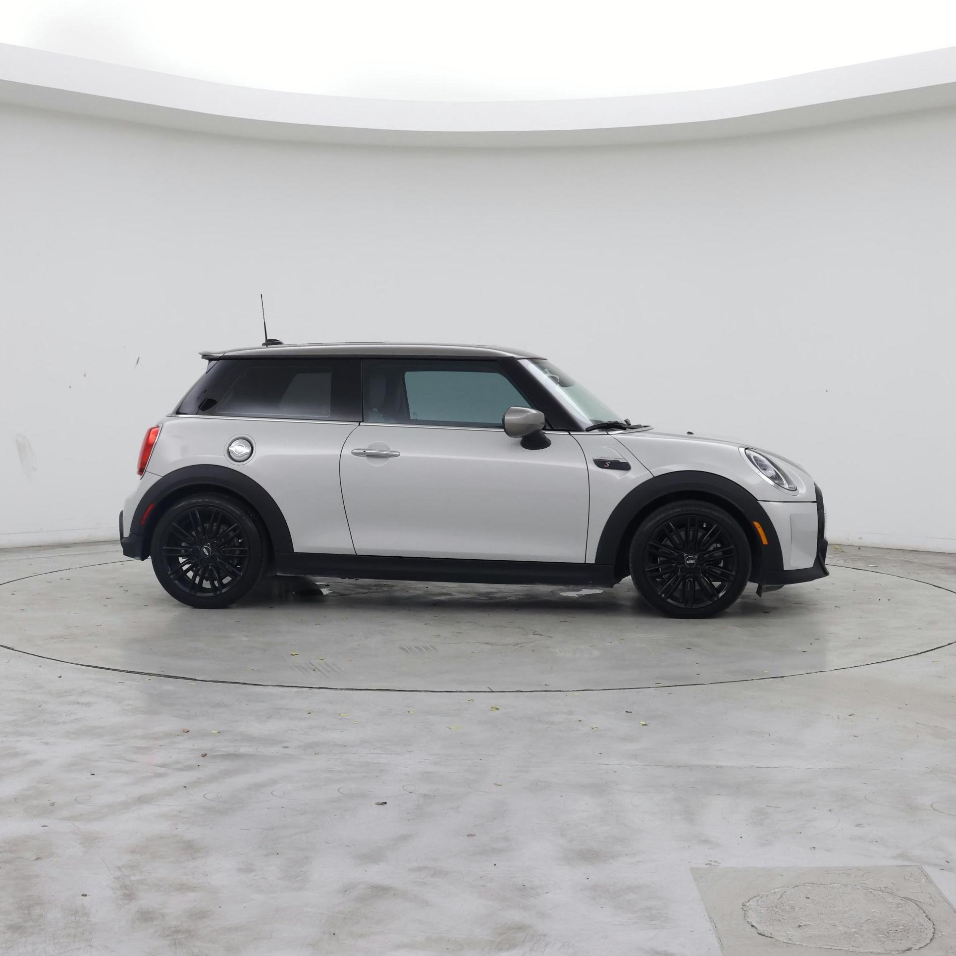 Thumbnail: 2022 MINI Cooper Hardtop - 7