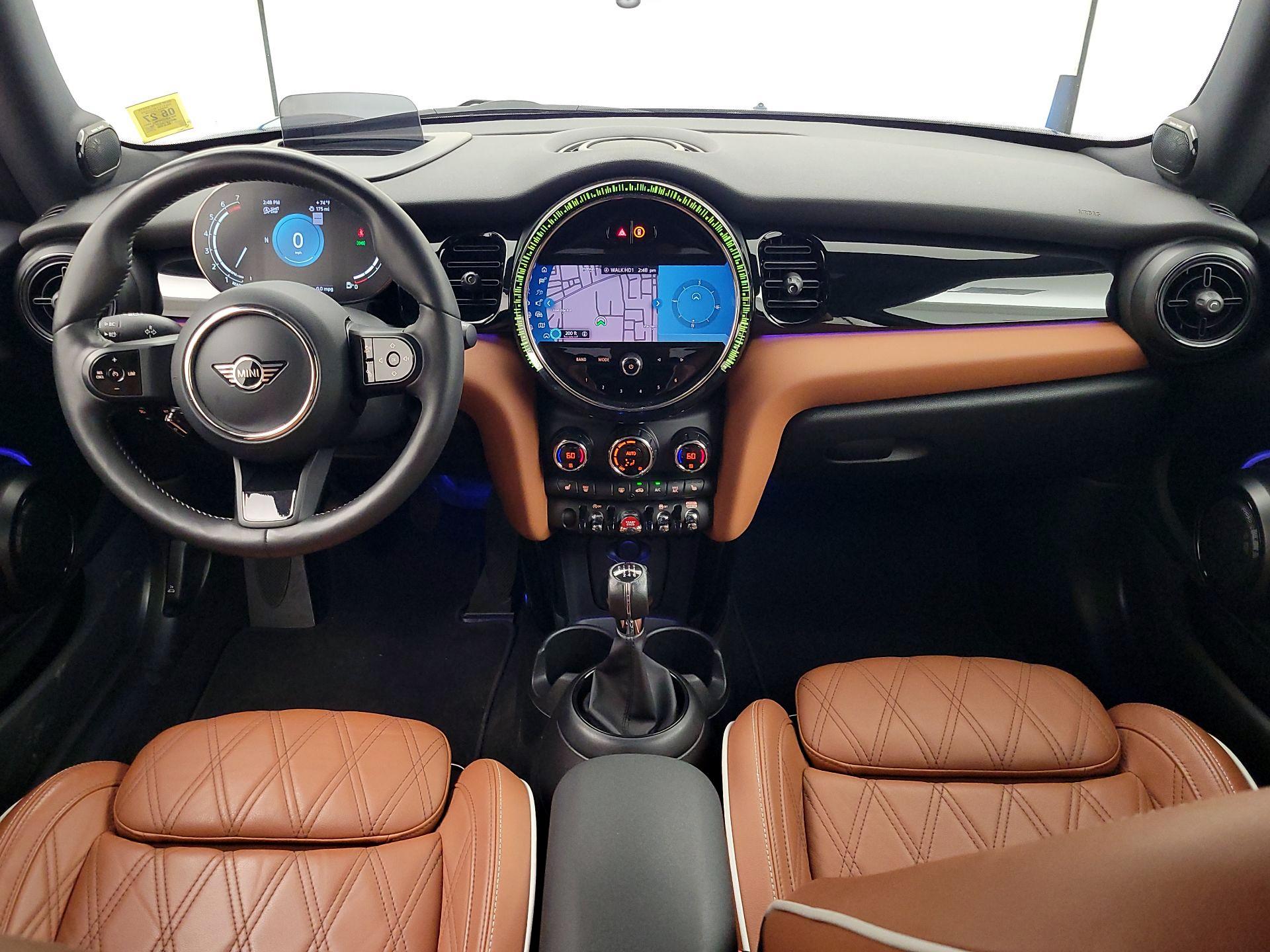 Thumbnail: 2022 MINI Cooper Hardtop - 9