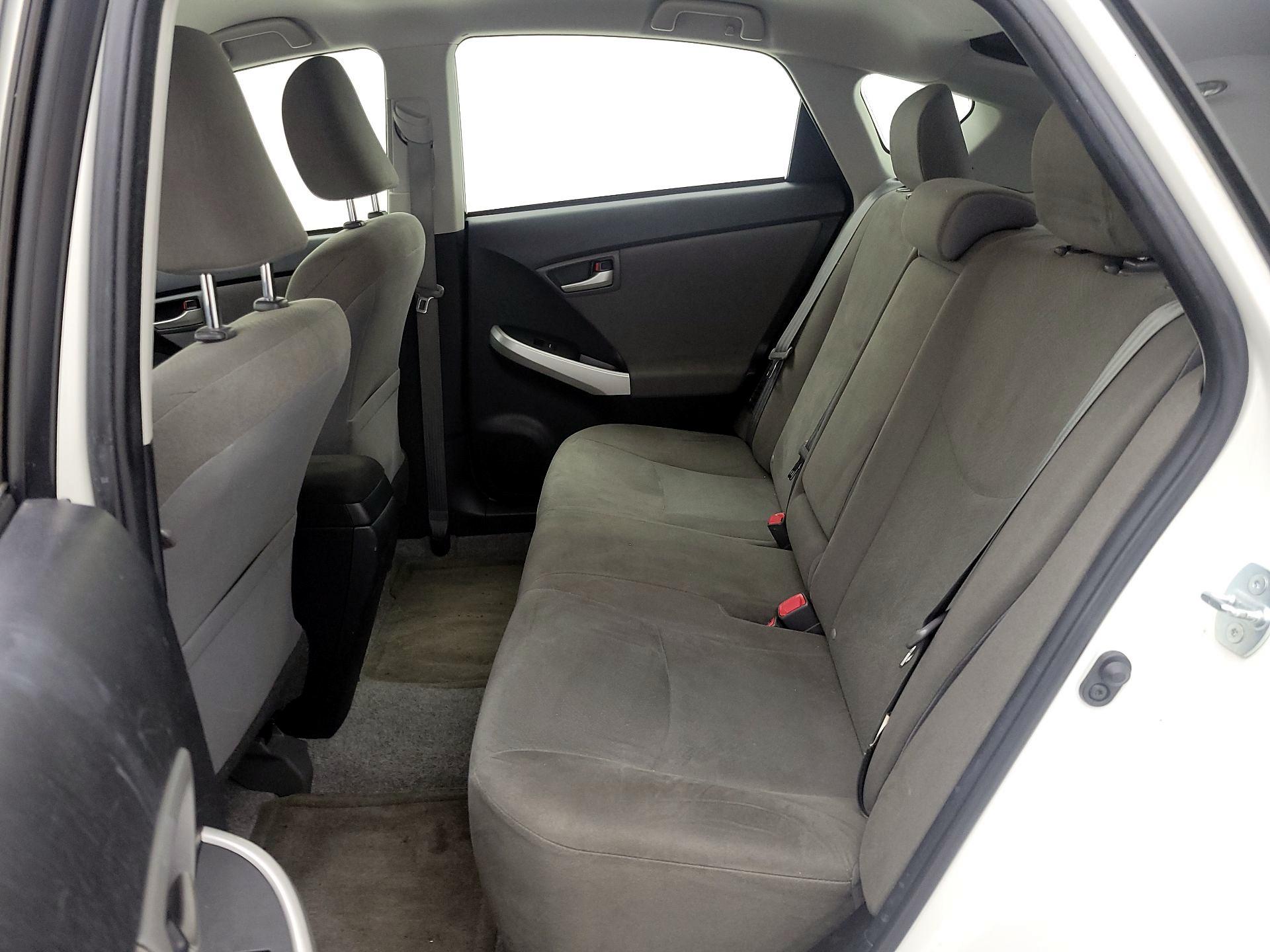 Thumbnail: 2015 Toyota Prius - 19