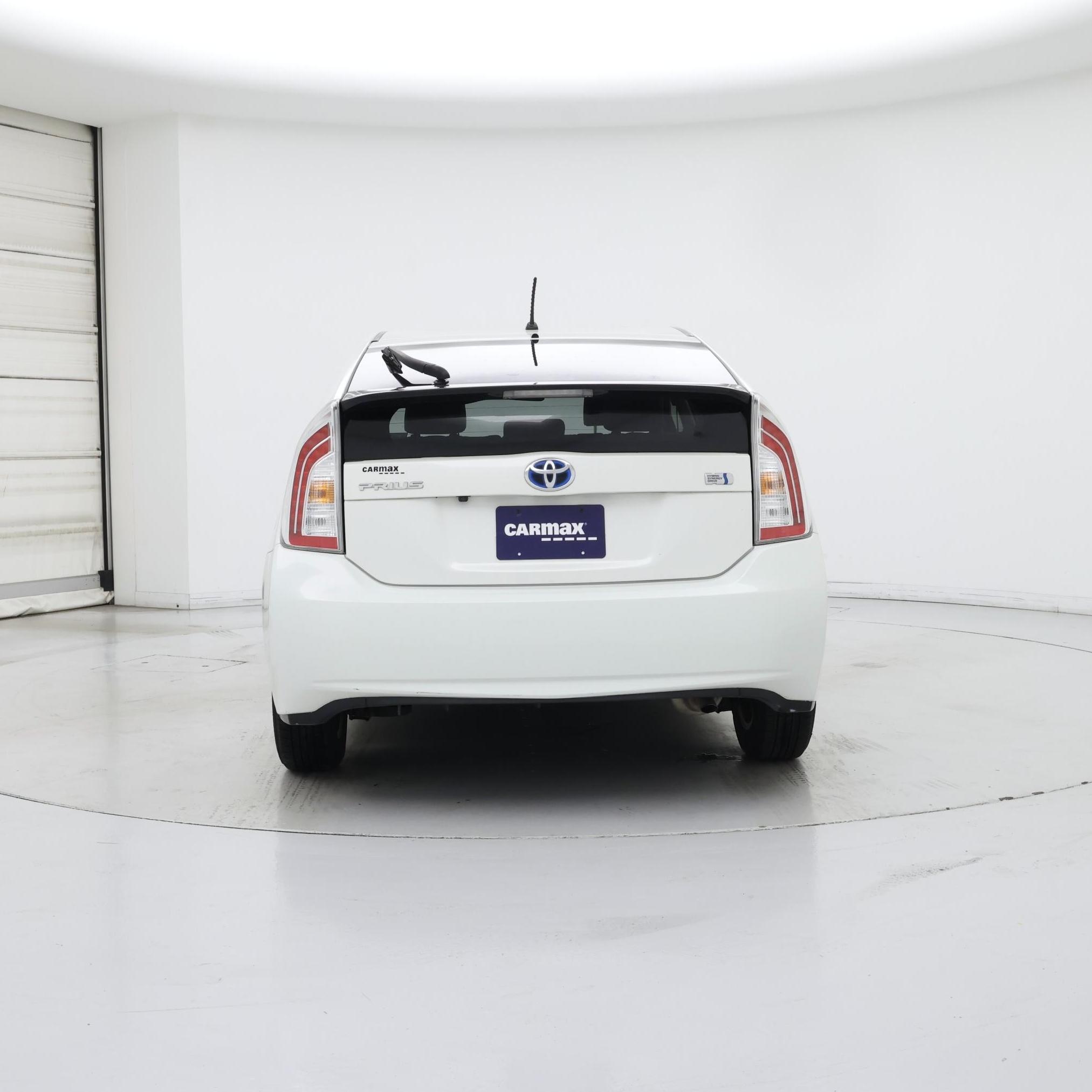 Thumbnail: 2015 Toyota Prius - 6